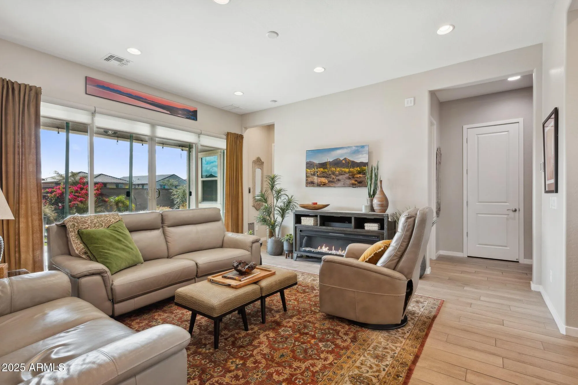 Property Slideshow image 8 of 41 | 42197 w rosewood ln, Maricopa, AZ, 85138