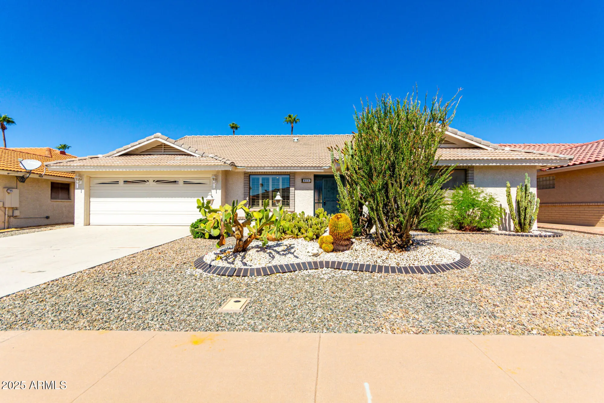 Property Slideshow image 1 of 35 | 8016 e medina ave, Mesa, AZ, 85209