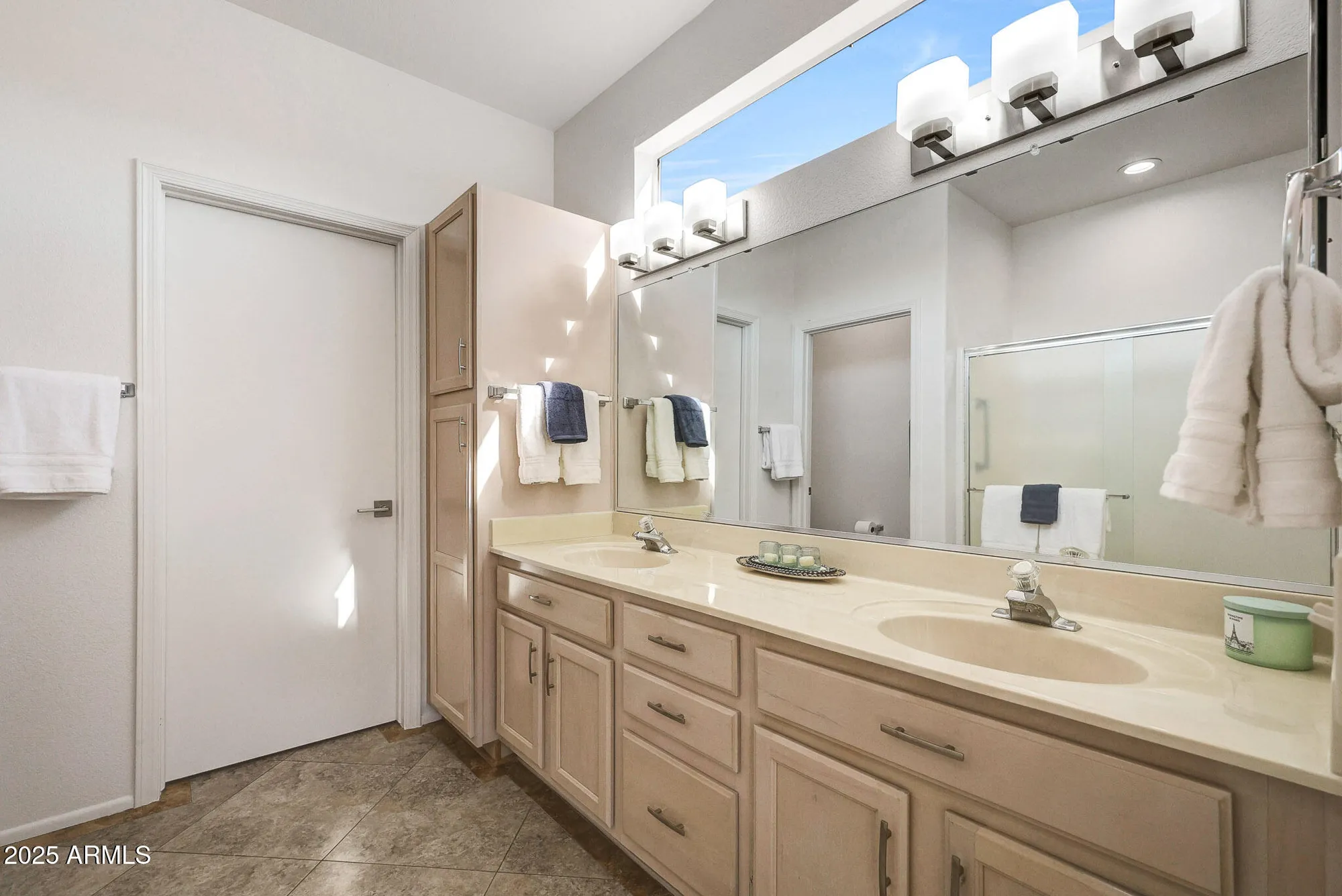 Property Slideshow image 25 of 44 | 16137 w greystone dr, Sun City West, AZ, 85375