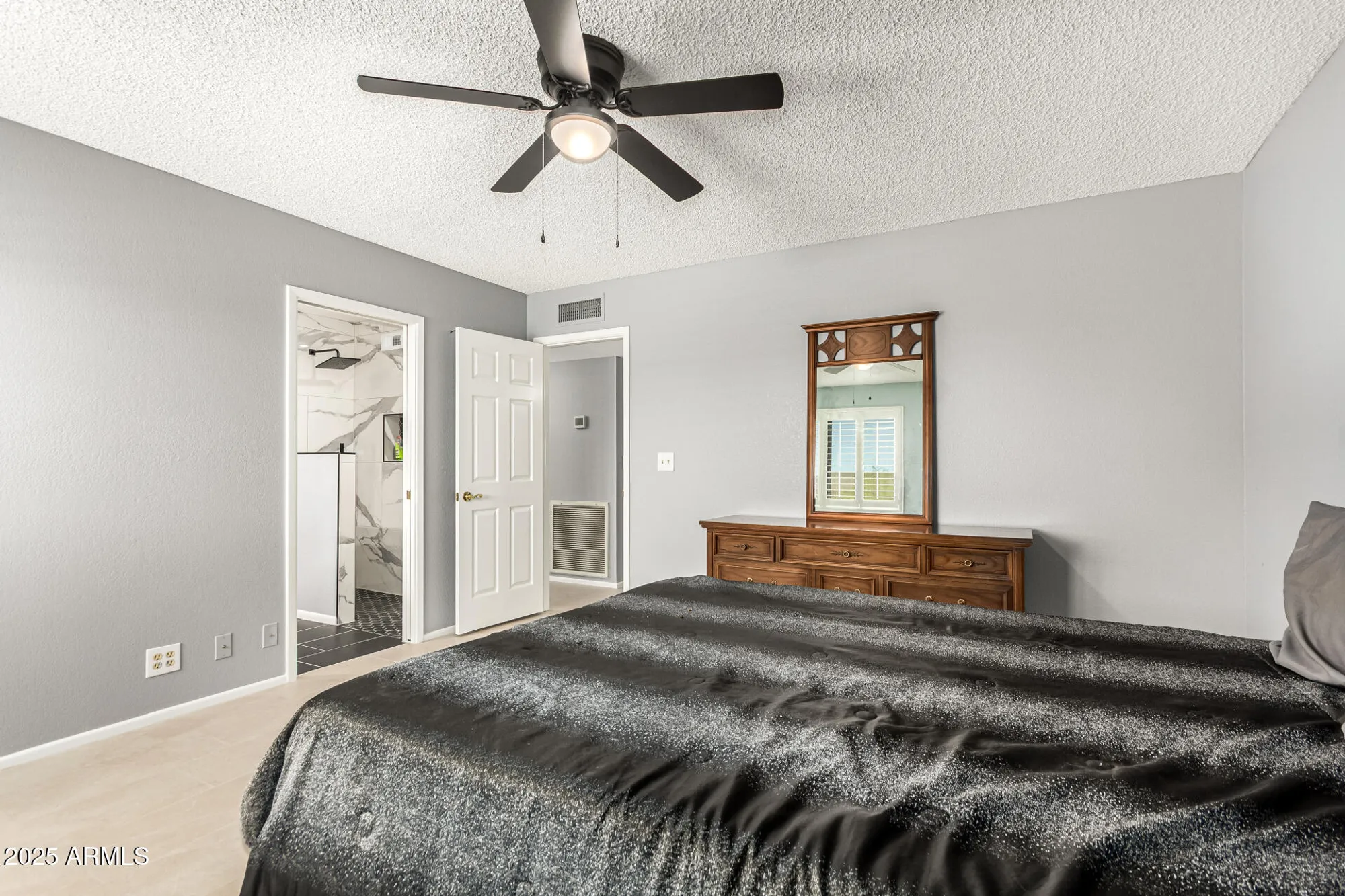 Property Slideshow image 16 of 35 | 8016 e medina ave, Mesa, AZ, 85209