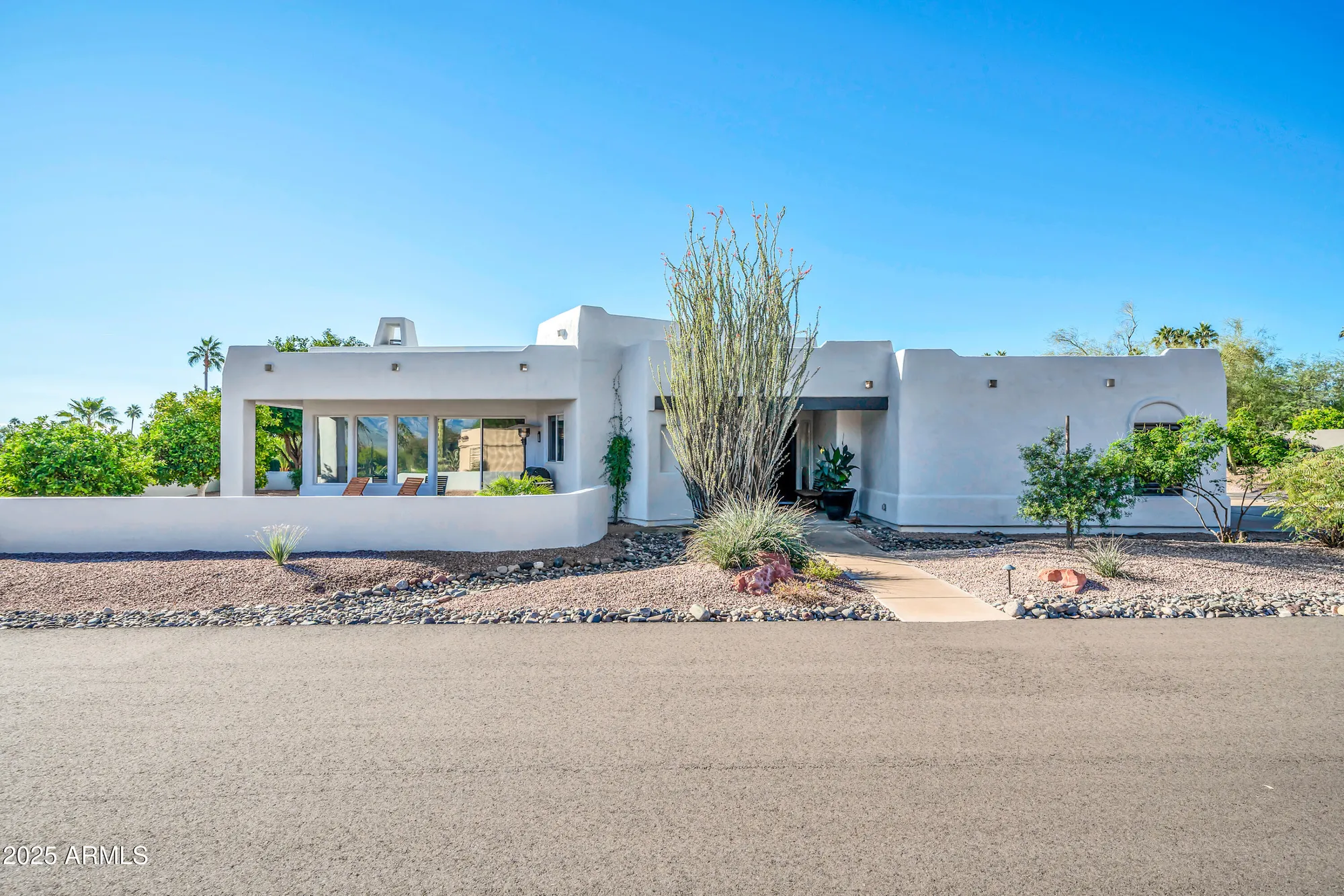 Property Slideshow image 1 of 42 | 25810 n abajo dr, Rio Verde, AZ, 85263