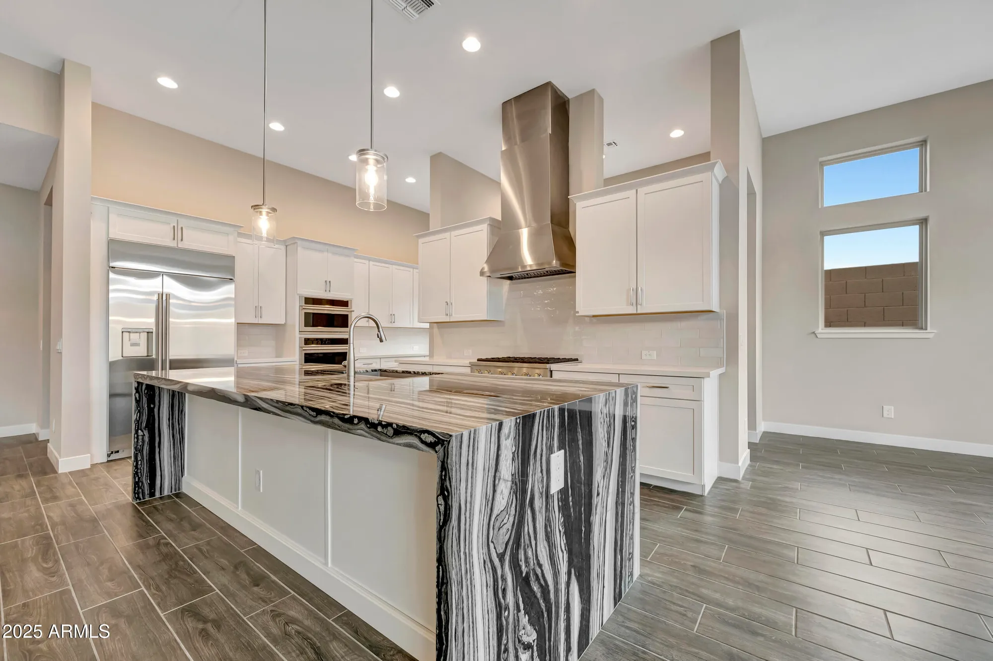 Property Slideshow image 4 of 27 | 20658 w berridge ln, Buckeye, AZ, 85396