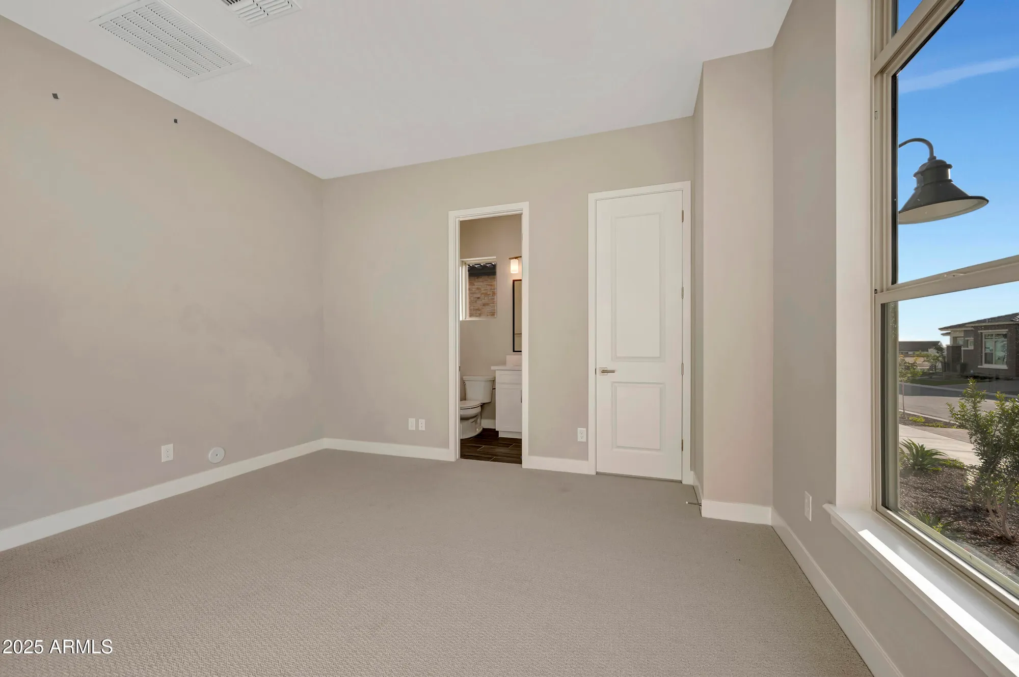 Property Slideshow image 12 of 27 | 20658 w berridge ln, Buckeye, AZ, 85396