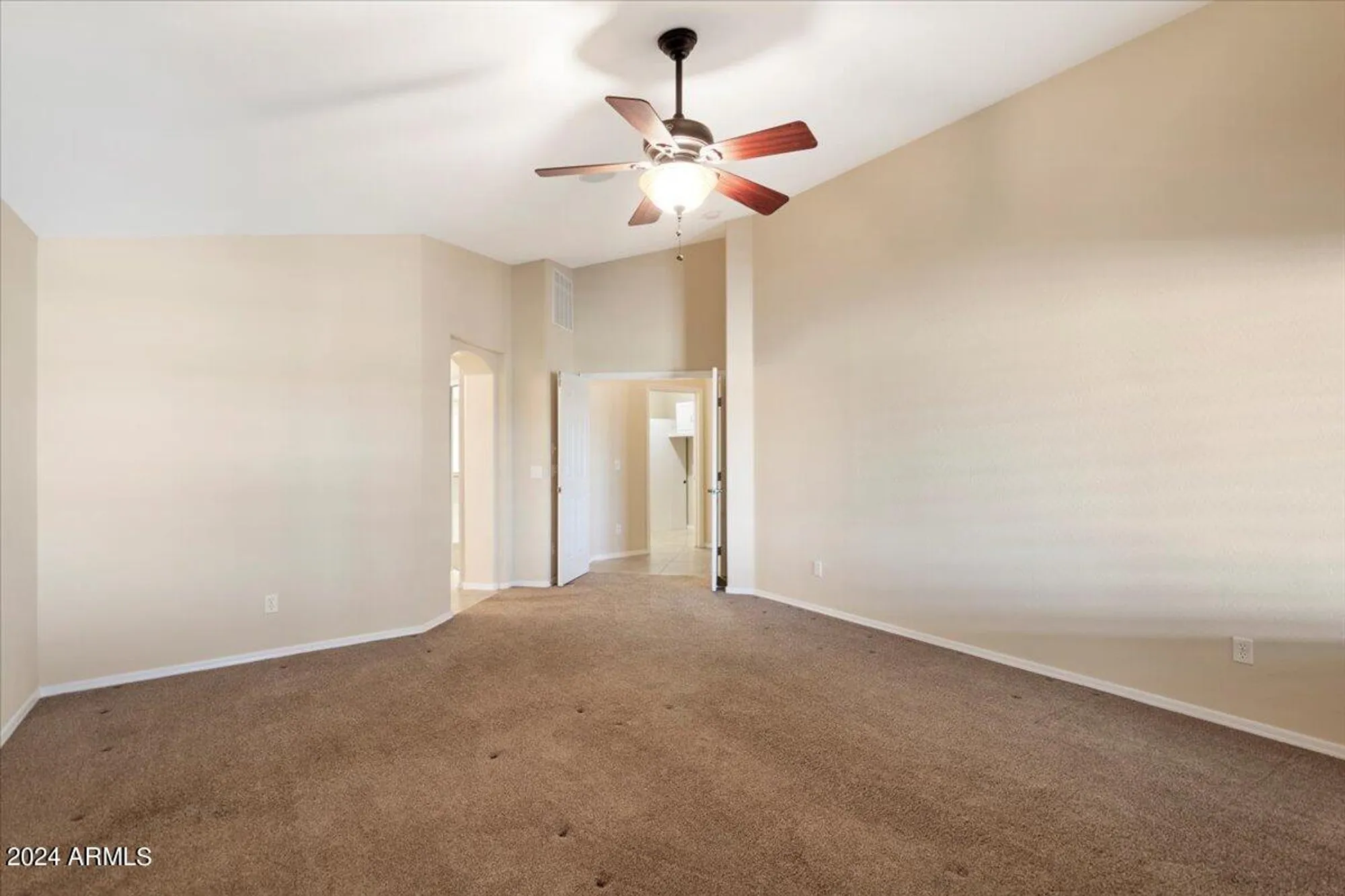 Property Slideshow image 18 of 38 | 27 n agua fria ln, Casa Grande, AZ, 85194