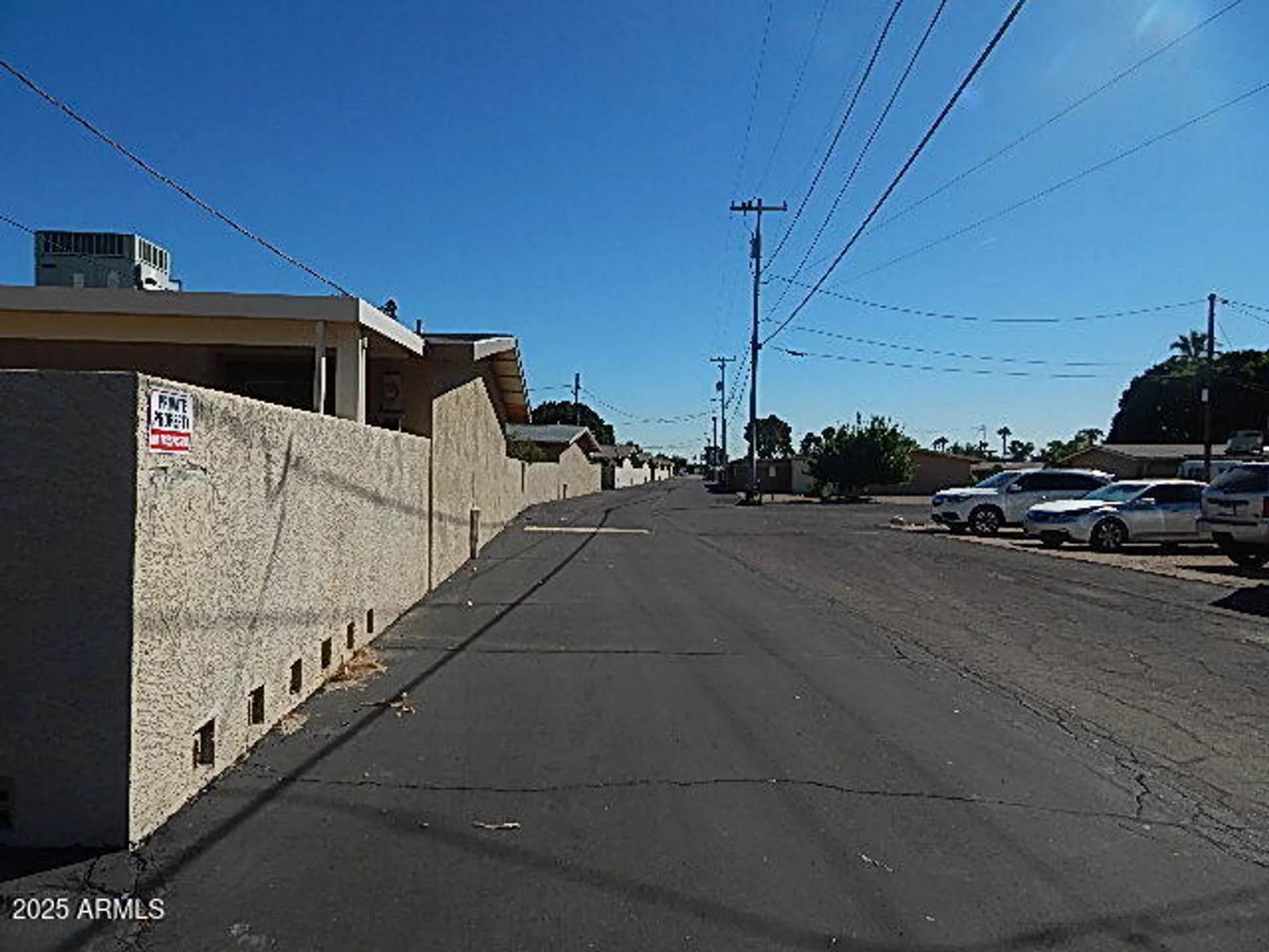 Property Slideshow image 10 of 10 | 10569 w coggins dr, Sun City, AZ, 85351