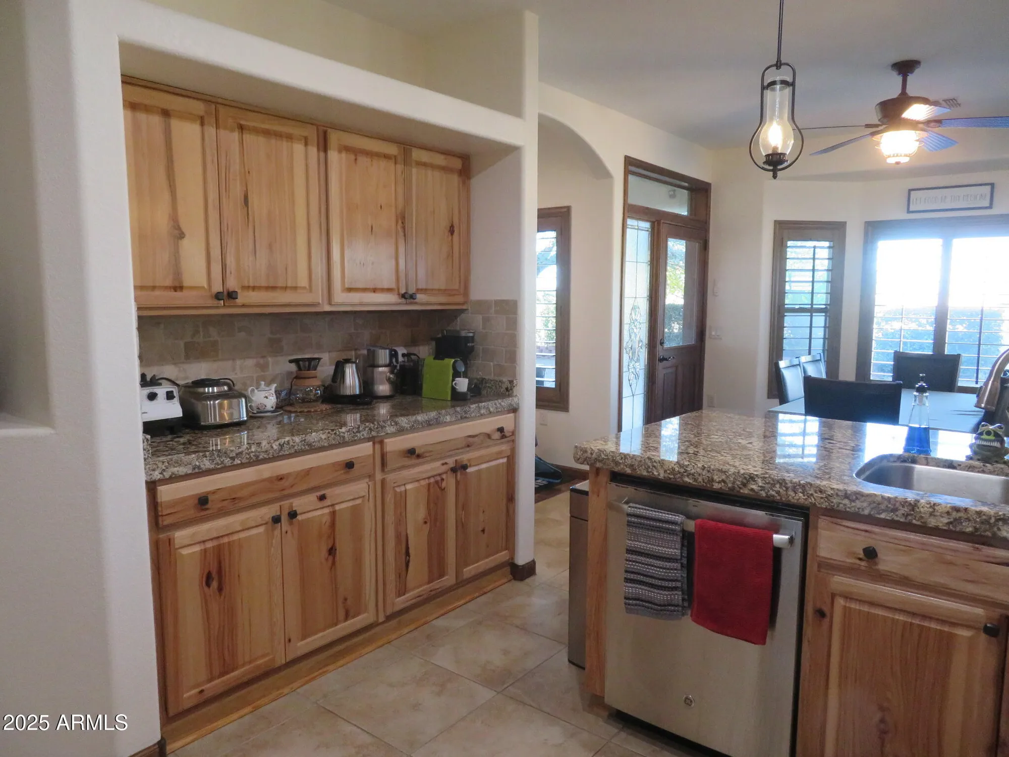 Property Slideshow image 15 of 44 | 2727 glengarry way, Sierra Vista, AZ, 85650