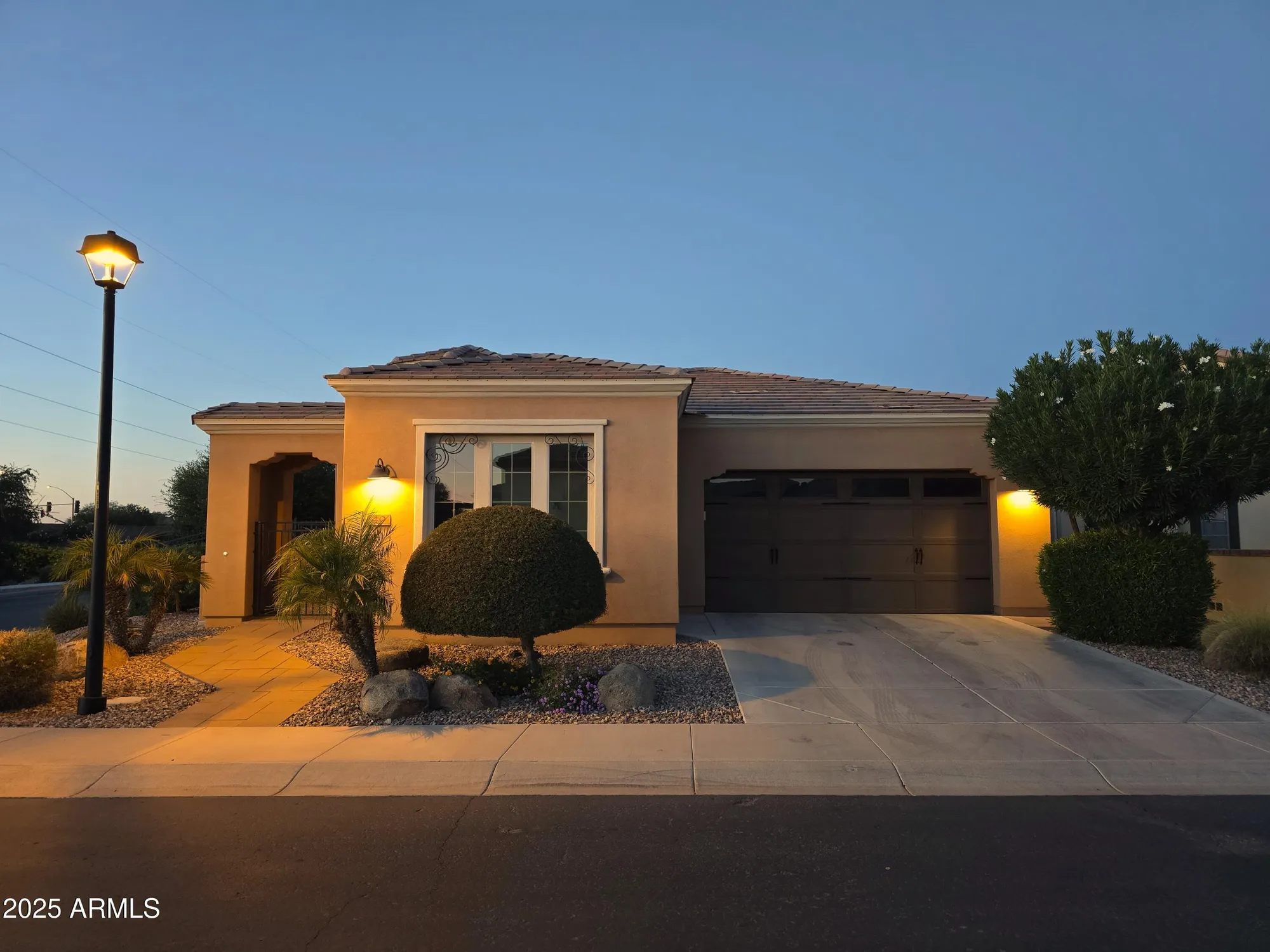 Property Slideshow image 5 of 72 | 40 e camellia way, Queen Creek, AZ, 85140