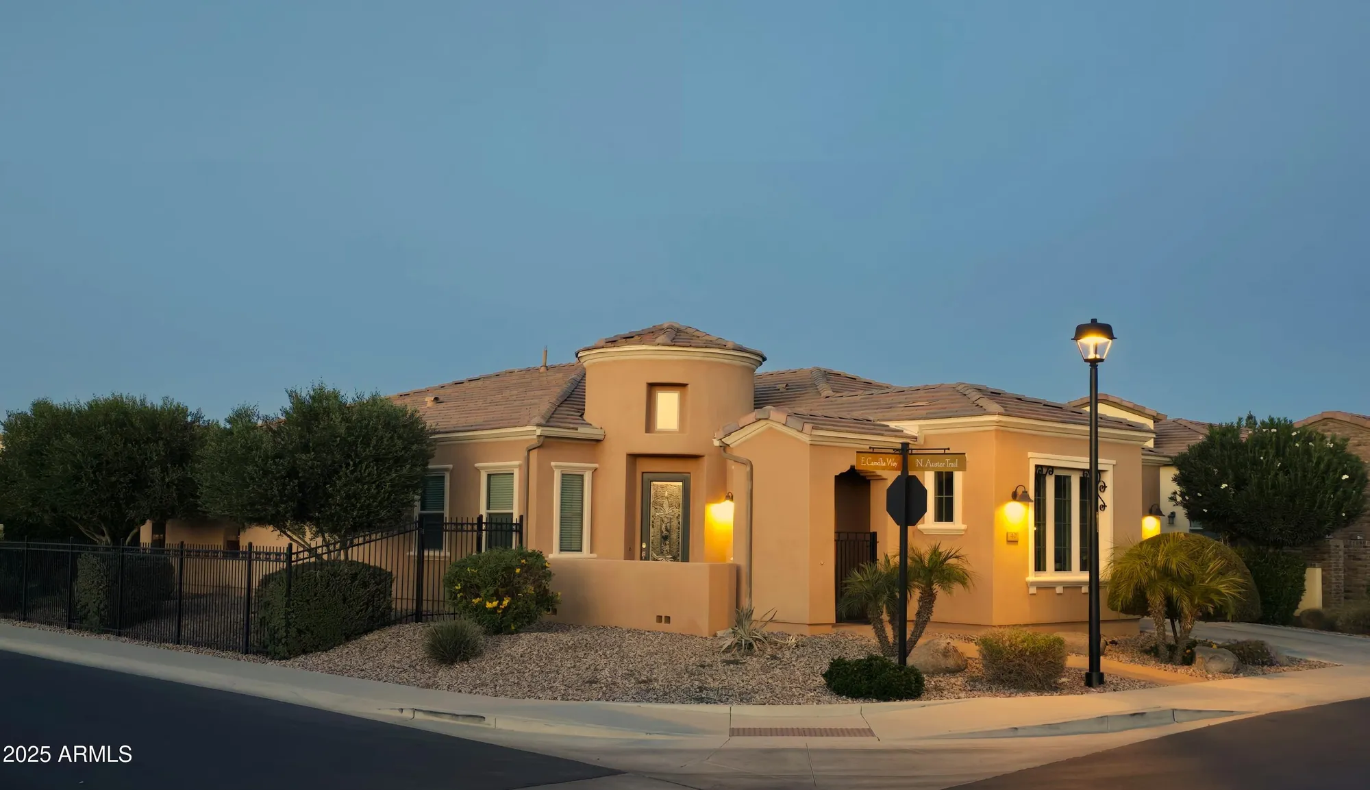 Property Slideshow image 4 of 72 | 40 e camellia way, Queen Creek, AZ, 85140