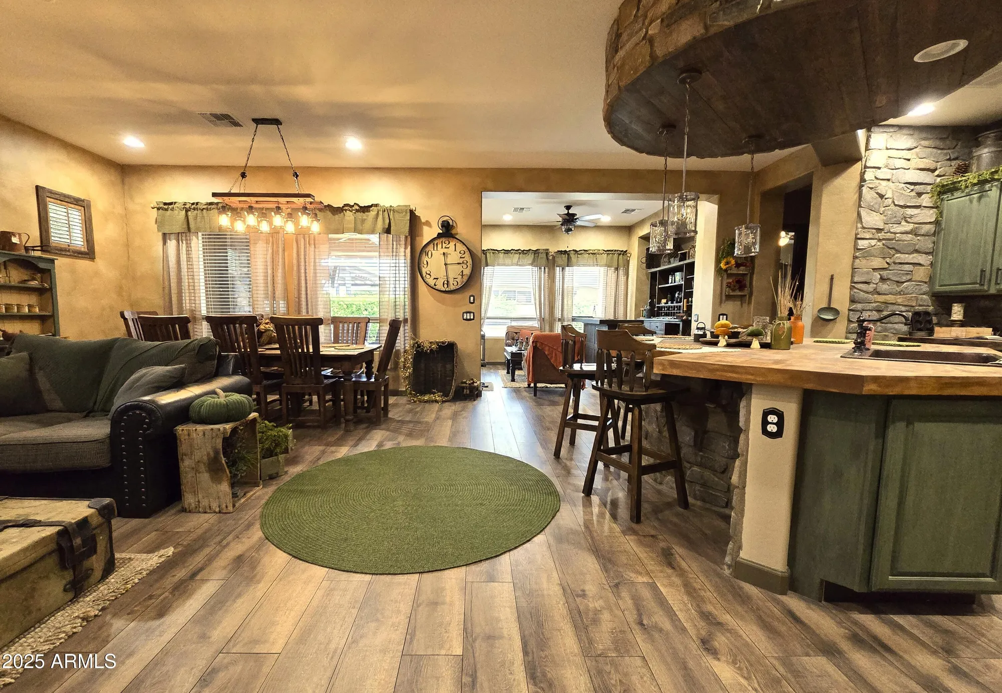 Property Slideshow image 18 of 72 | 40 e camellia way, Queen Creek, AZ, 85140