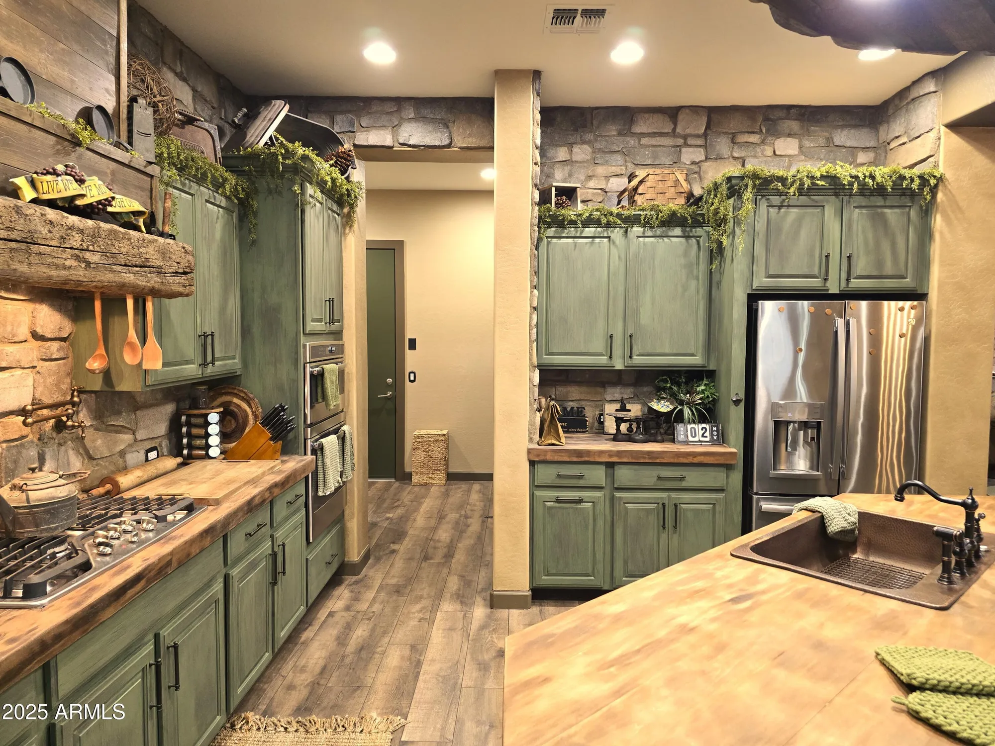 Property Slideshow image 28 of 72 | 40 e camellia way, Queen Creek, AZ, 85140