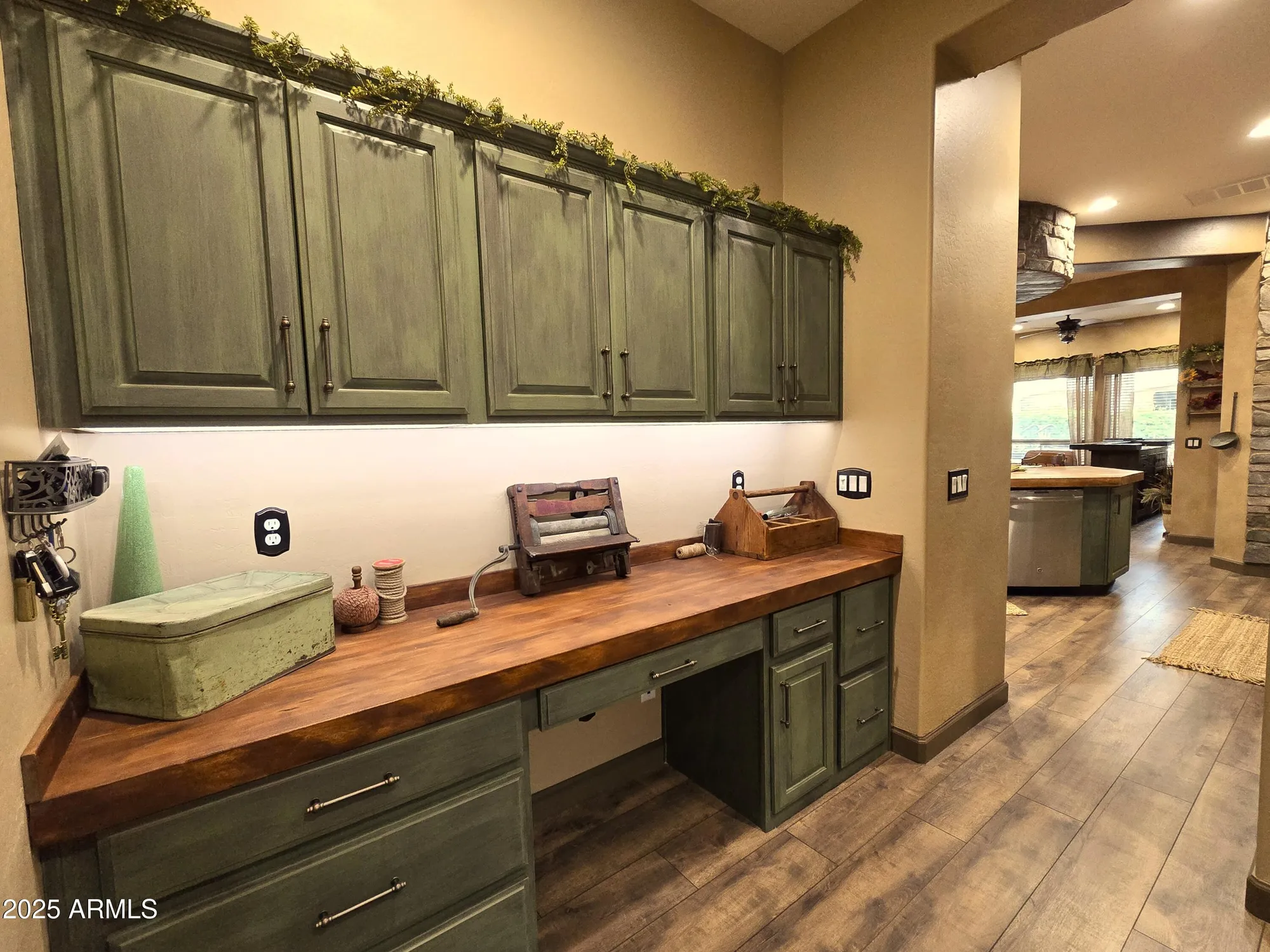 Property Slideshow image 30 of 72 | 40 e camellia way, Queen Creek, AZ, 85140