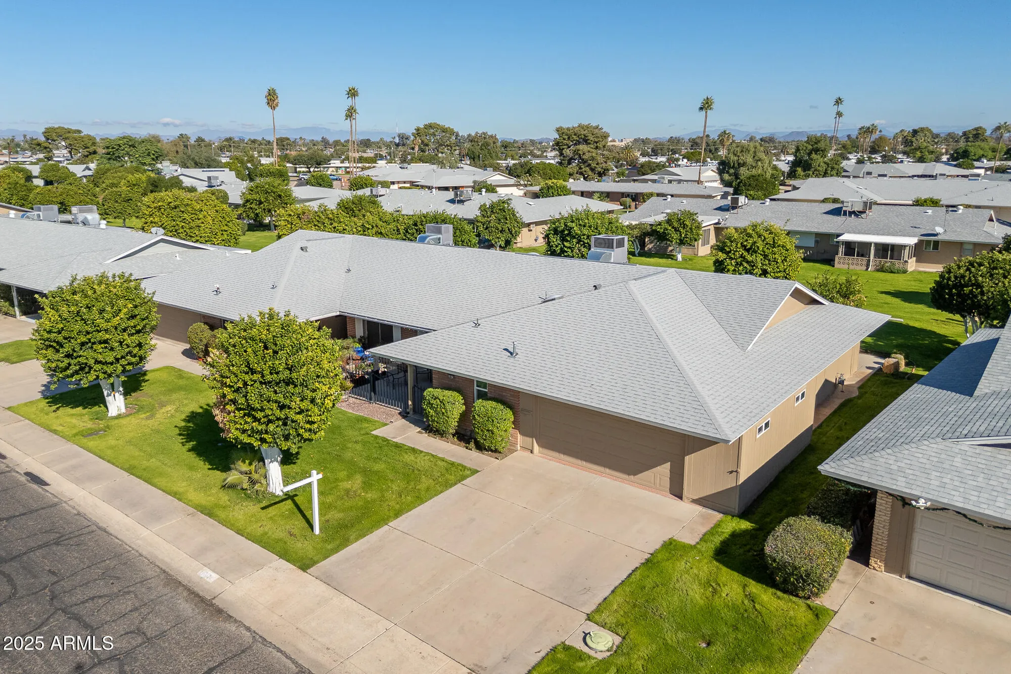 Property Slideshow image 1 of 48 | 10870 w clair dr, Sun City, AZ, 85351