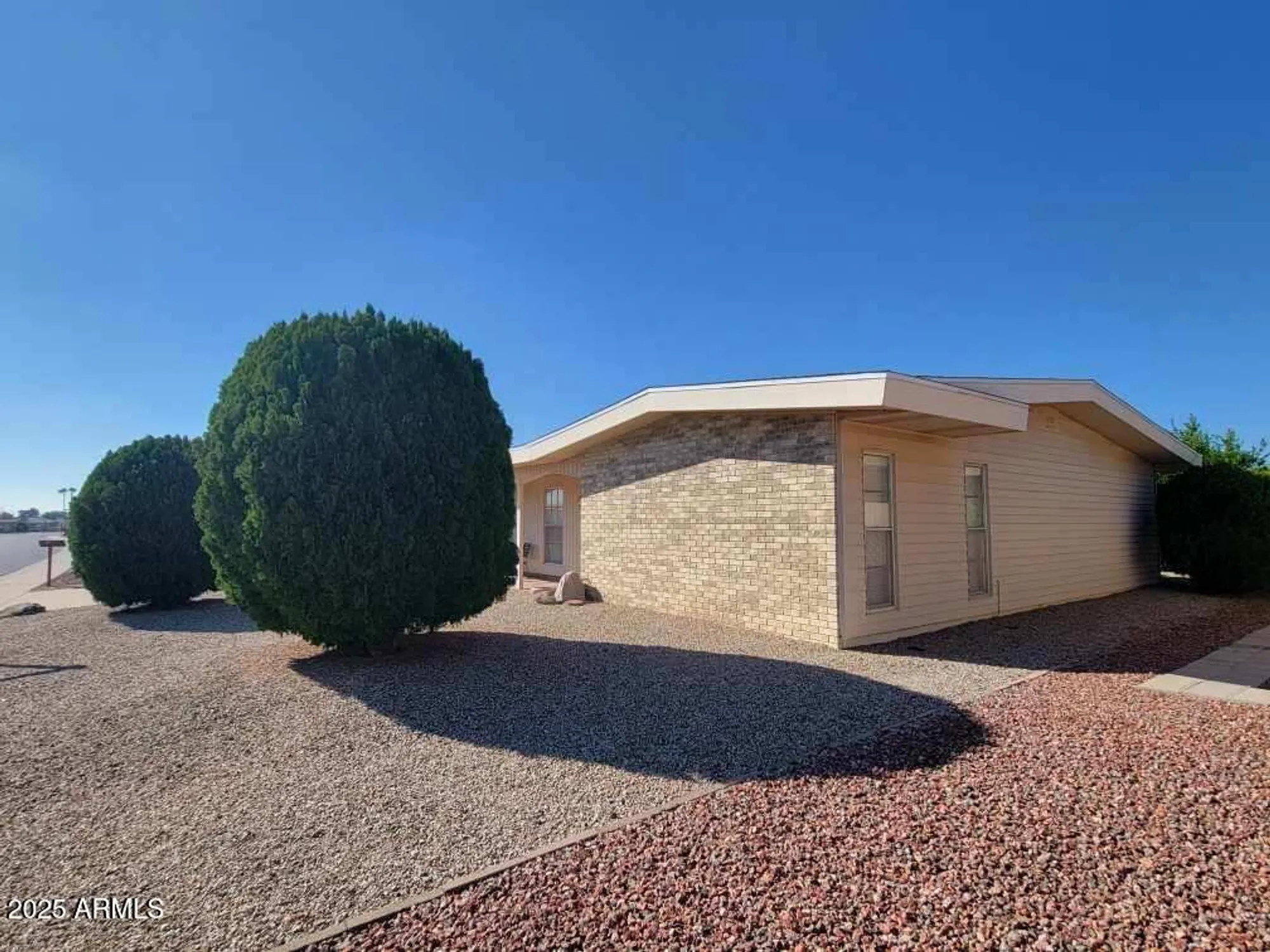 Property Slideshow image 4 of 23 | 10718 w sequoia dr, Sun City, AZ, 85373