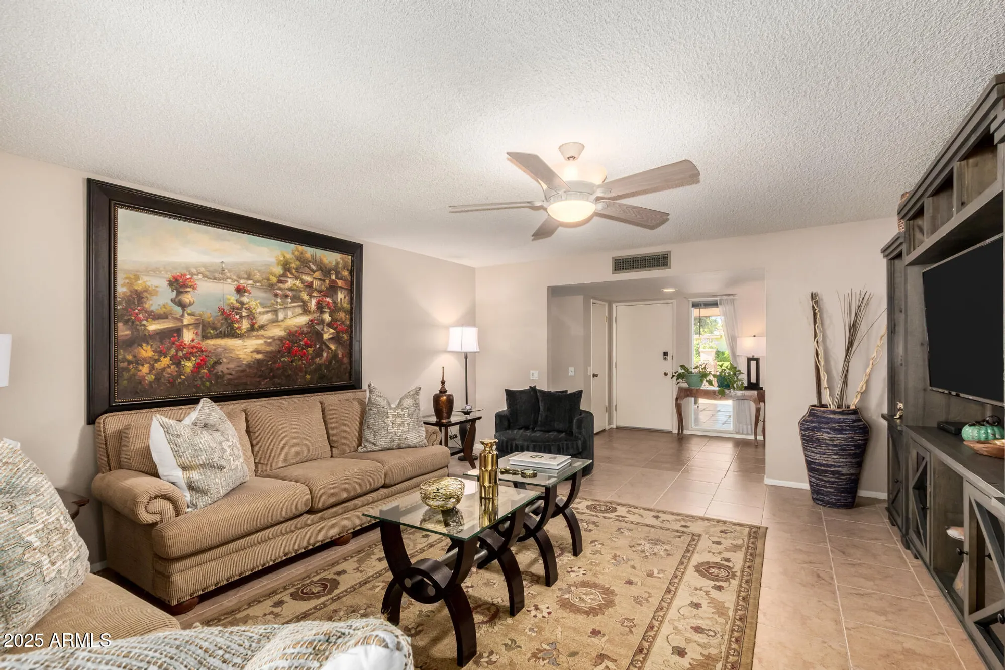 Property Slideshow image 7 of 37 | 18221 n 103rd ave, Sun City, AZ, 85373