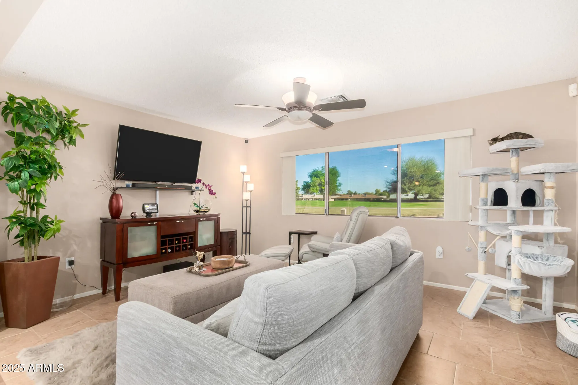 Property Slideshow image 12 of 37 | 18221 n 103rd ave, Sun City, AZ, 85373