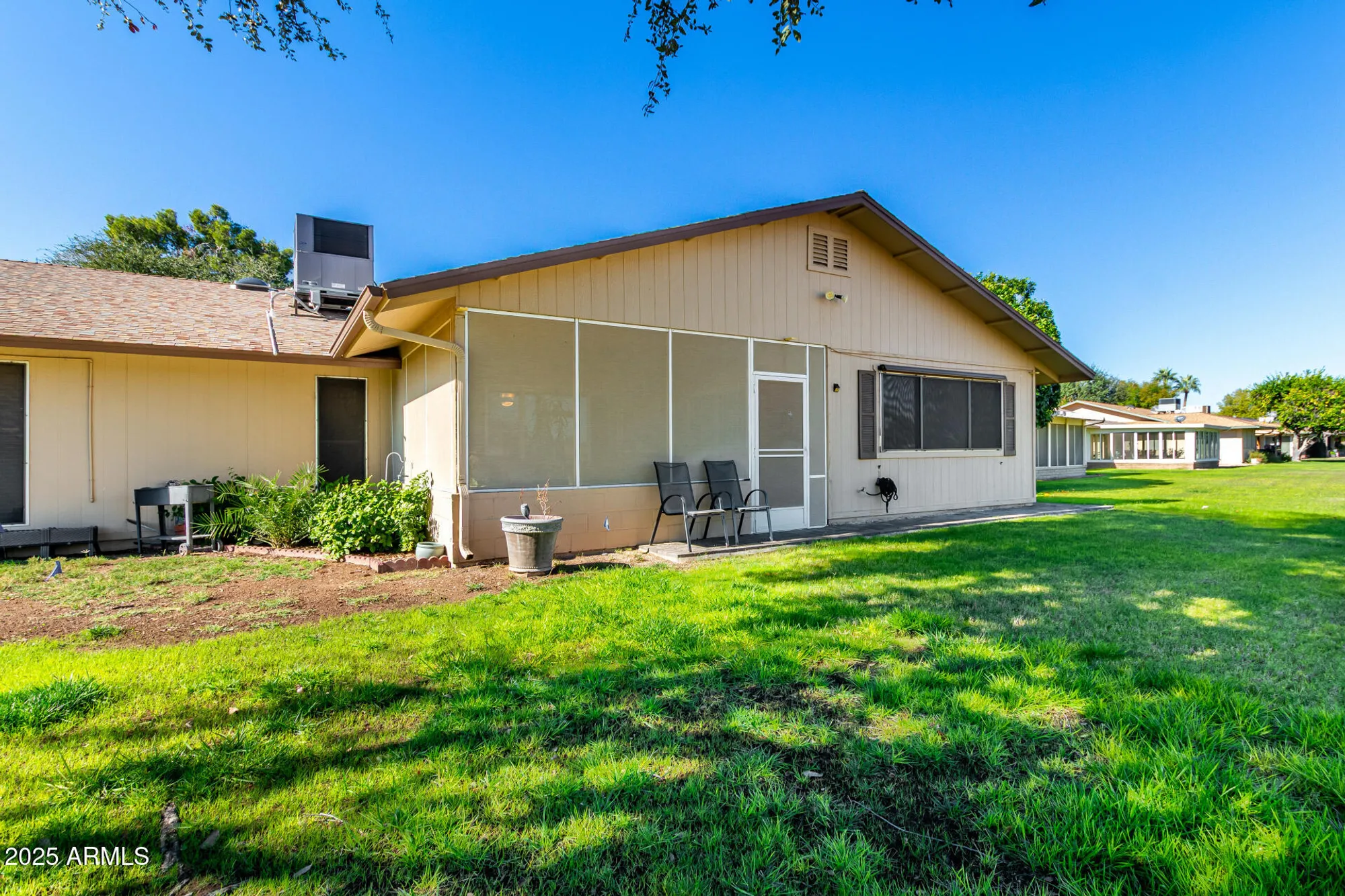 Property Slideshow image 34 of 37 | 18221 n 103rd ave, Sun City, AZ, 85373
