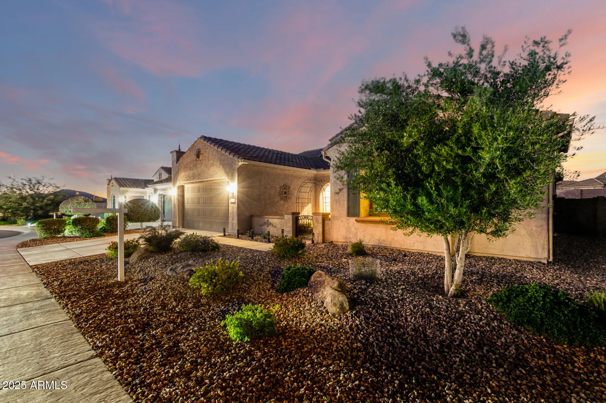 Property Slideshow image 6 of 104 | 7866 w willow way, Florence, AZ, 85132