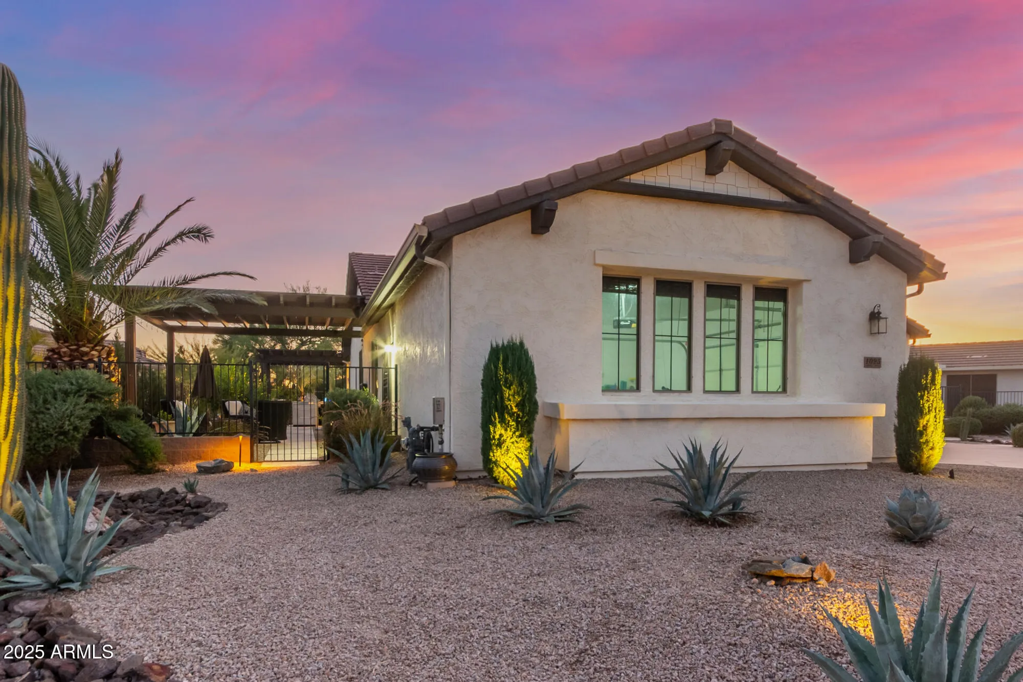 Property Slideshow image 3 of 72 | 1095 w desert aster rd, San Tan Valley, AZ, 85143