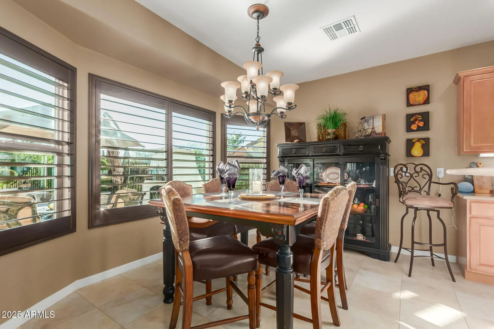 Property Slideshow image 9 of 72 | 1095 w desert aster rd, San Tan Valley, AZ, 85143