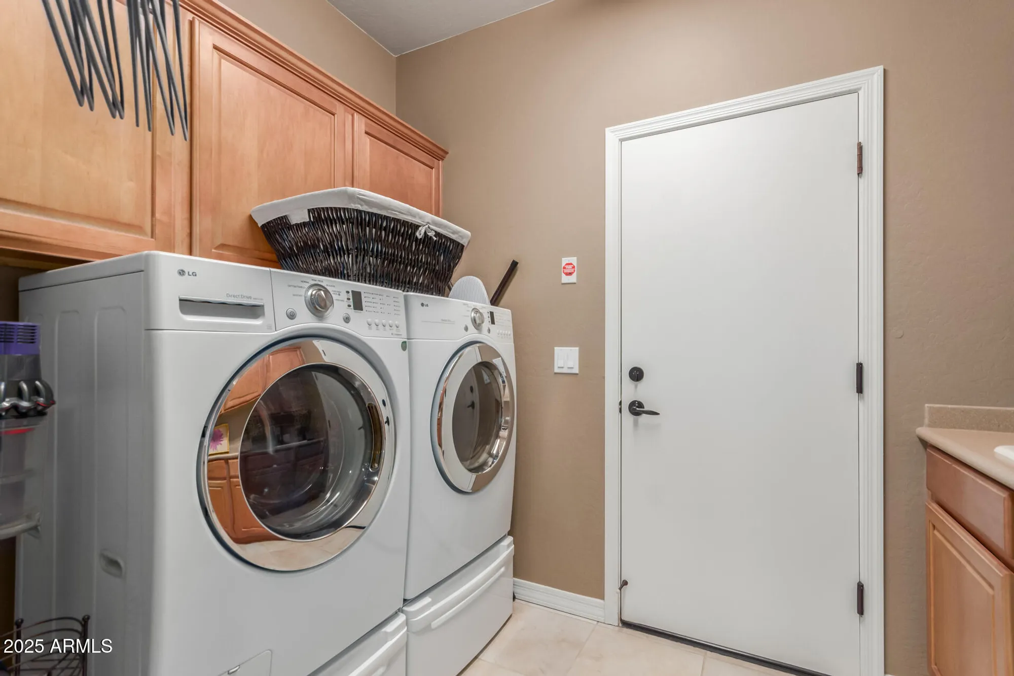 Property Slideshow image 25 of 72 | 1095 w desert aster rd, San Tan Valley, AZ, 85143