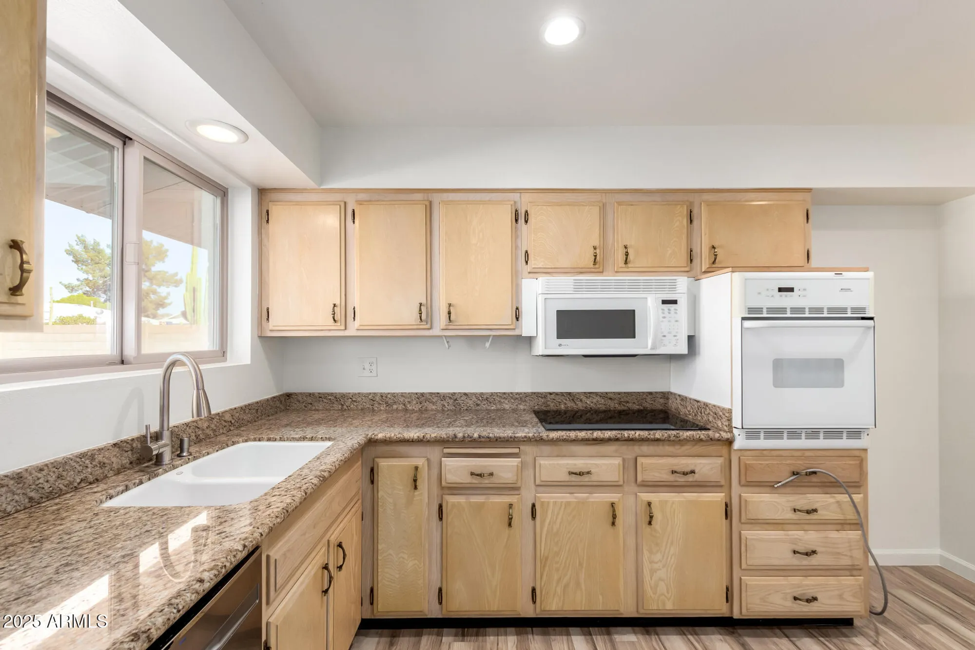 Property Slideshow image 4 of 22 | 10724 w camelot cir, Sun City, AZ, 85351