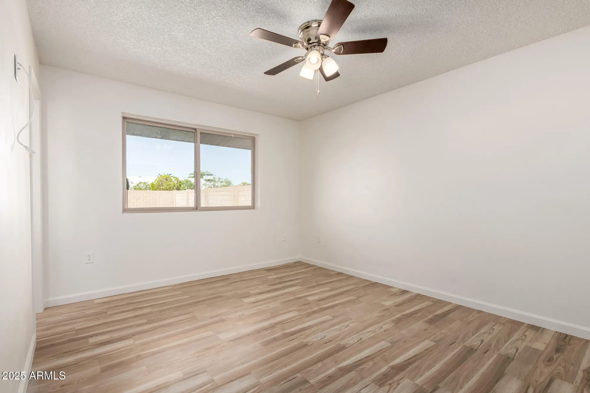 Property Slideshow image 16 of 22 | 10724 w camelot cir, Sun City, AZ, 85351