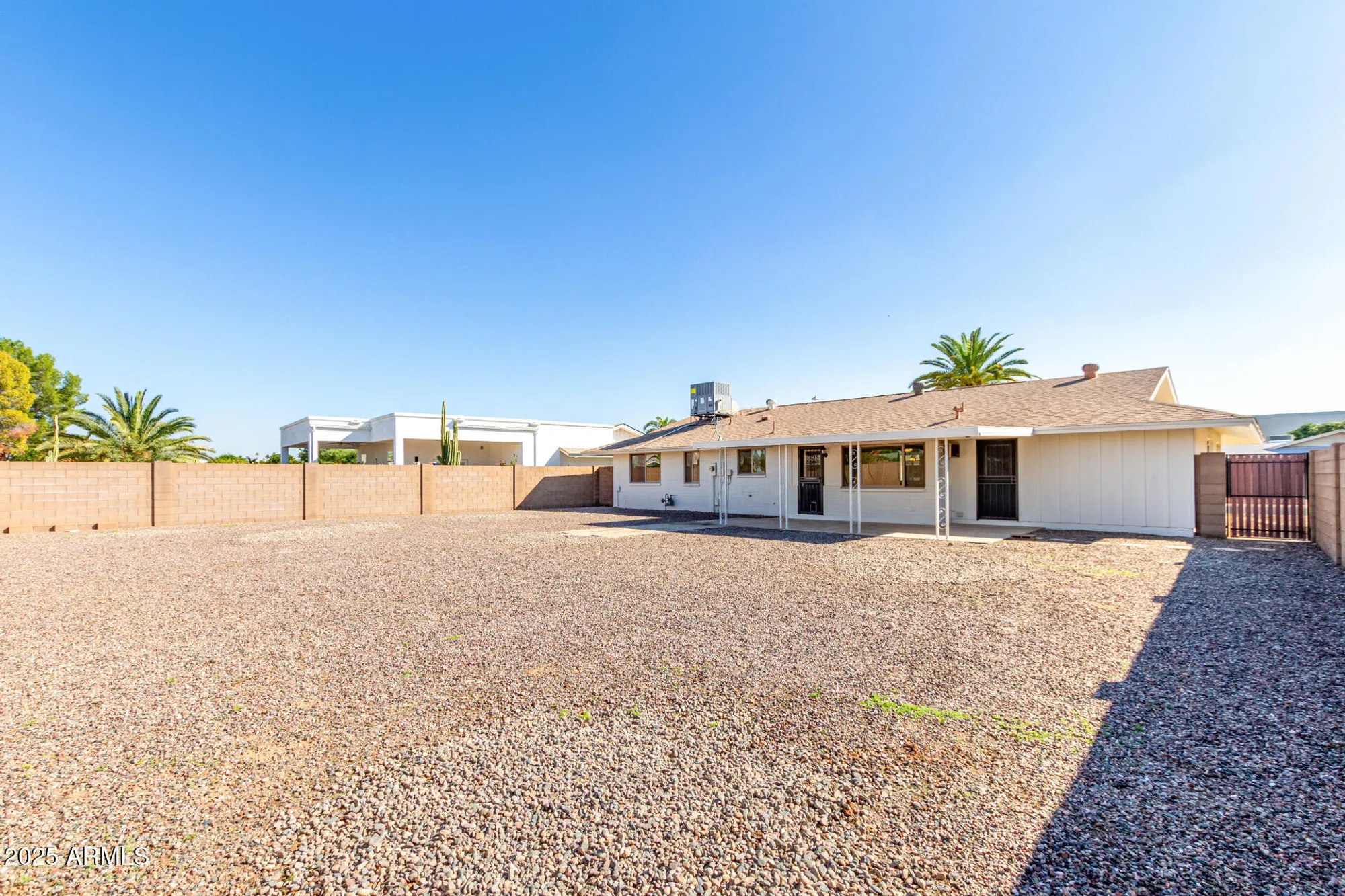Property Slideshow image 20 of 22 | 10724 w camelot cir, Sun City, AZ, 85351