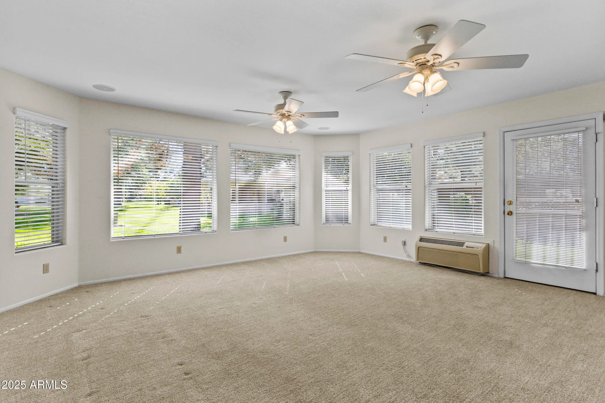 Property Slideshow image 16 of 47 | 19611 n 141st ave, Sun City West, AZ, 85375