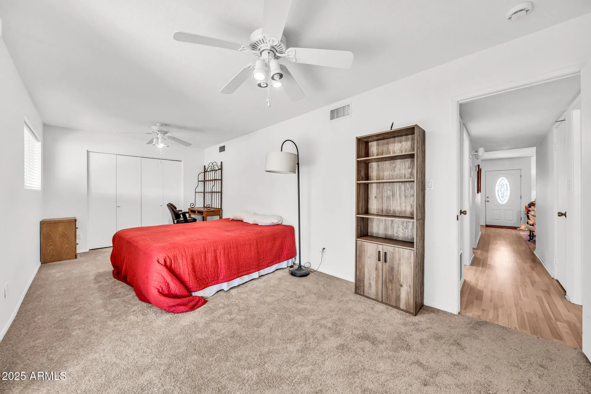 Property Slideshow image 18 of 39 | 10002 n 97th dr a, Peoria, AZ, 85345