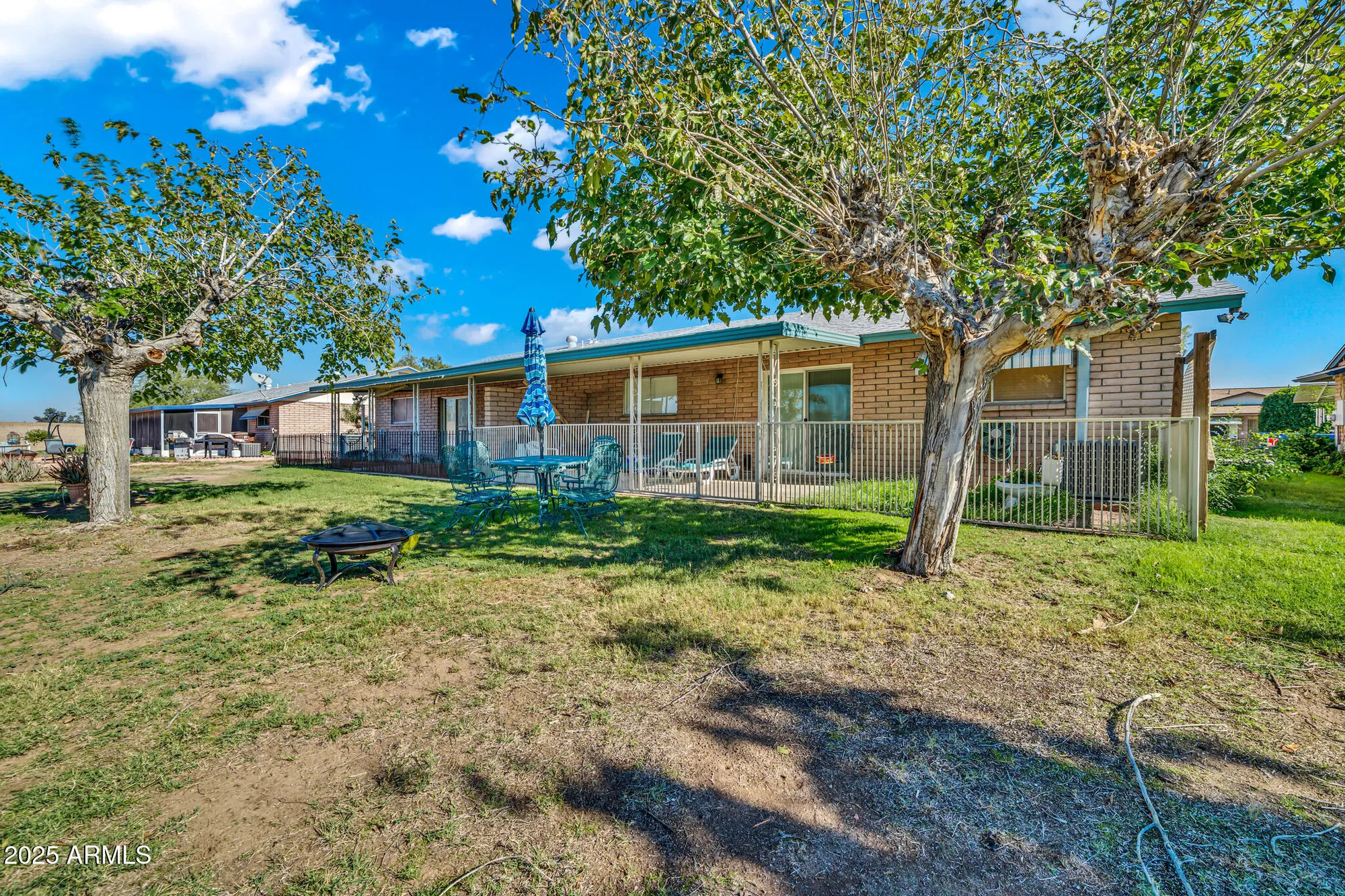 Property Slideshow image 31 of 39 | 10002 n 97th dr a, Peoria, AZ, 85345