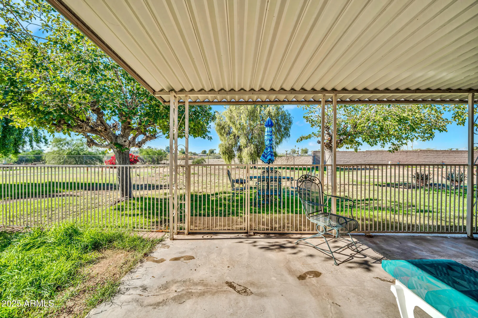 Property Slideshow image 35 of 39 | 10002 n 97th dr a, Peoria, AZ, 85345