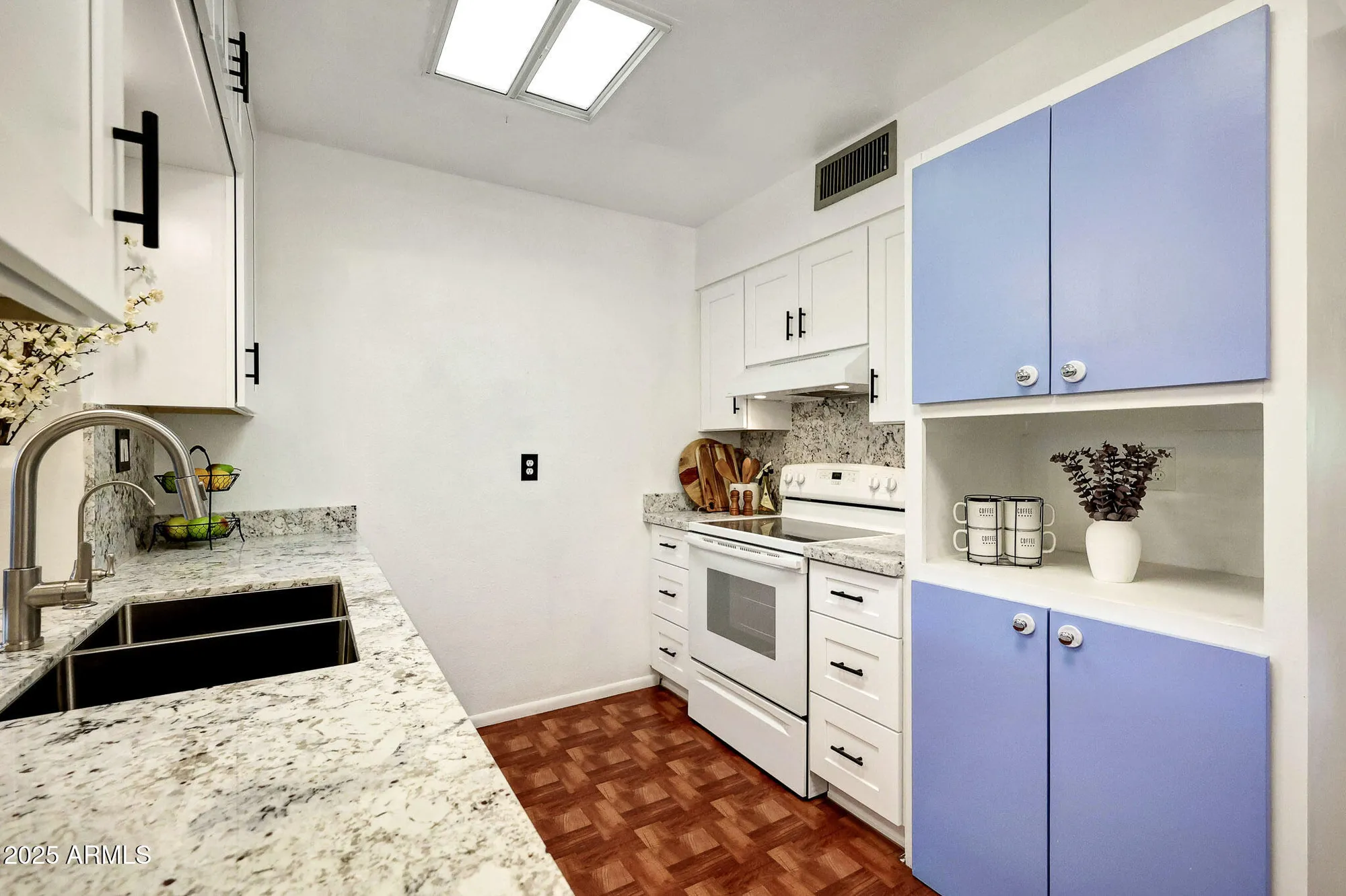 Property Slideshow image 27 of 37 | 13234 n 109th ave, Sun City, AZ, 85351