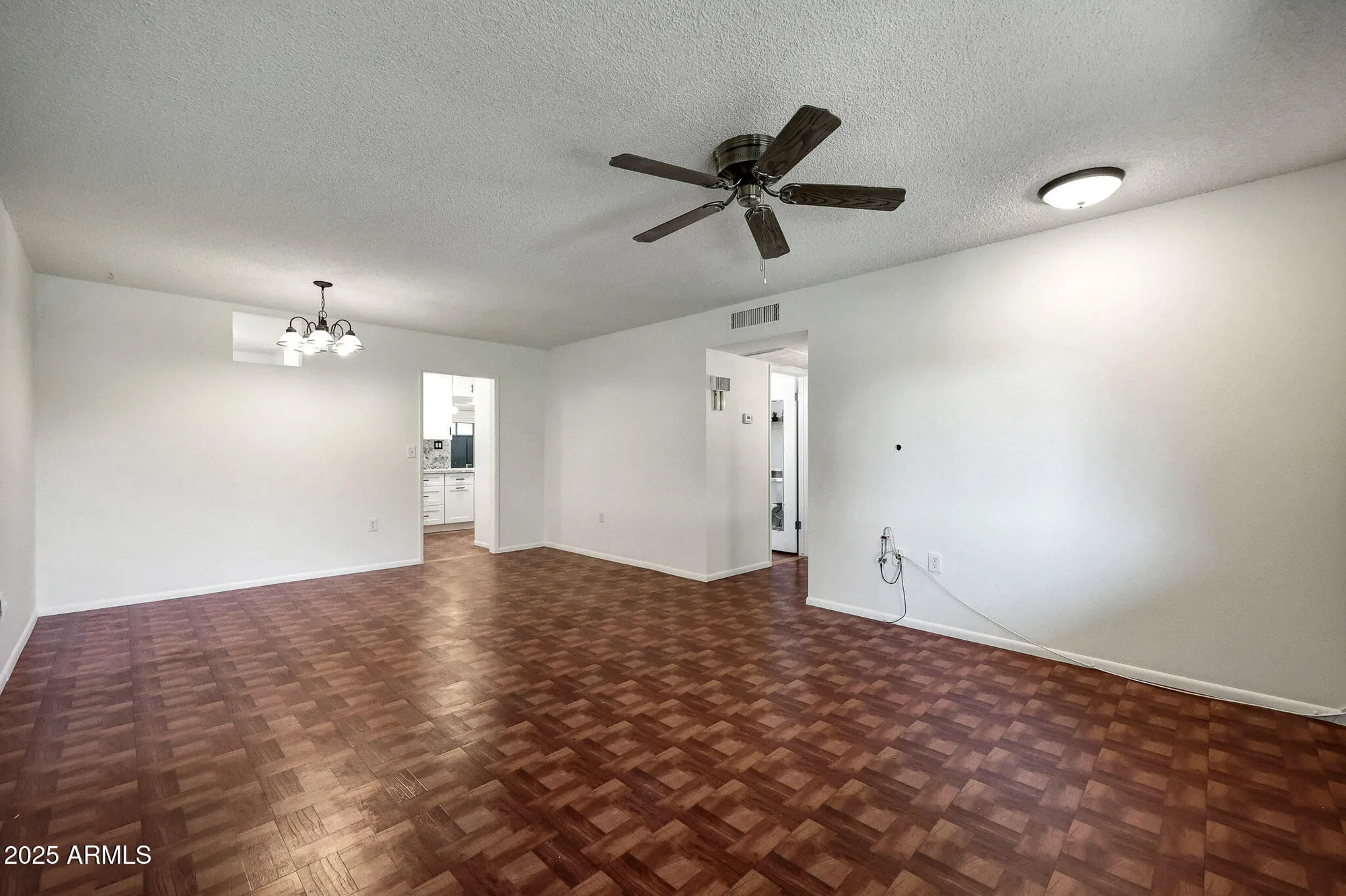 Property Slideshow image 7 of 37 | 13234 n 109th ave, Sun City, AZ, 85351