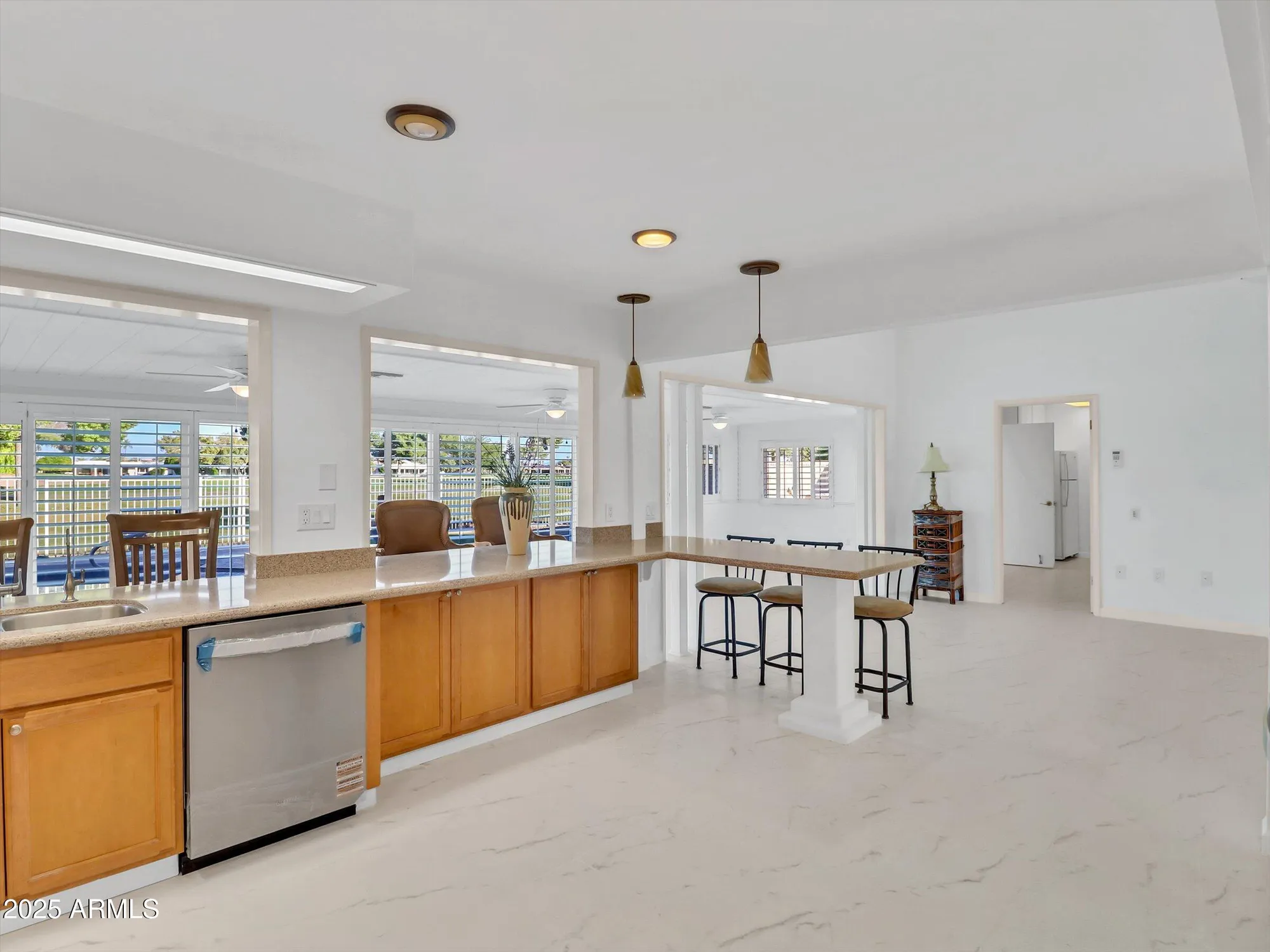 Property Slideshow image 8 of 43 | 15213 n cameo dr, Sun City, AZ, 85351