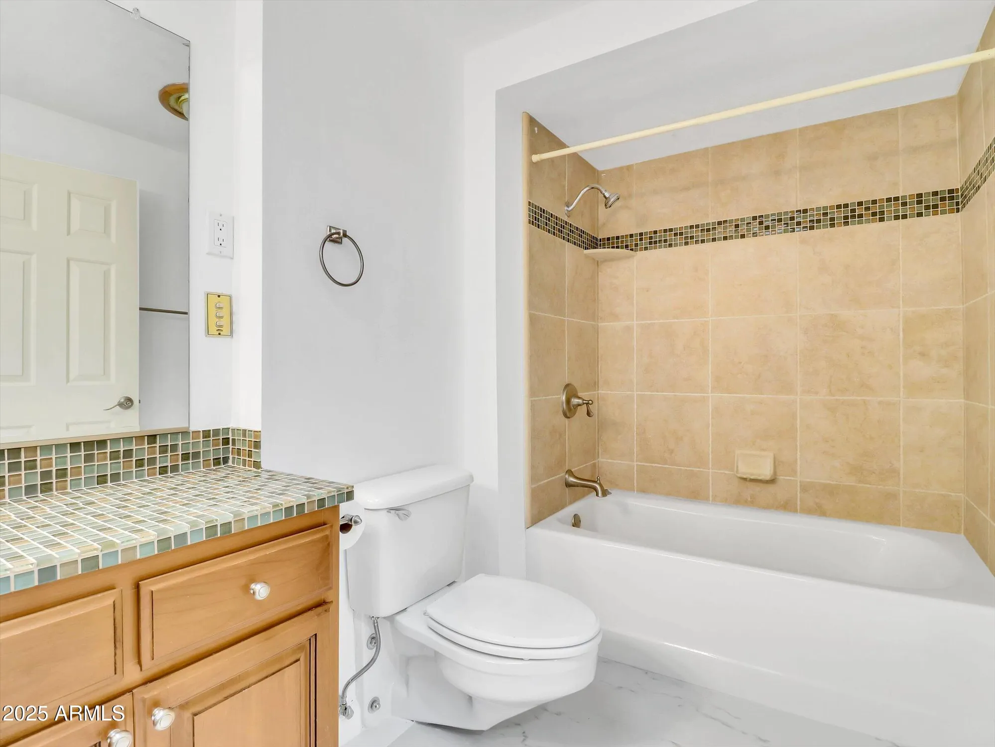 Property Slideshow image 22 of 43 | 15213 n cameo dr, Sun City, AZ, 85351