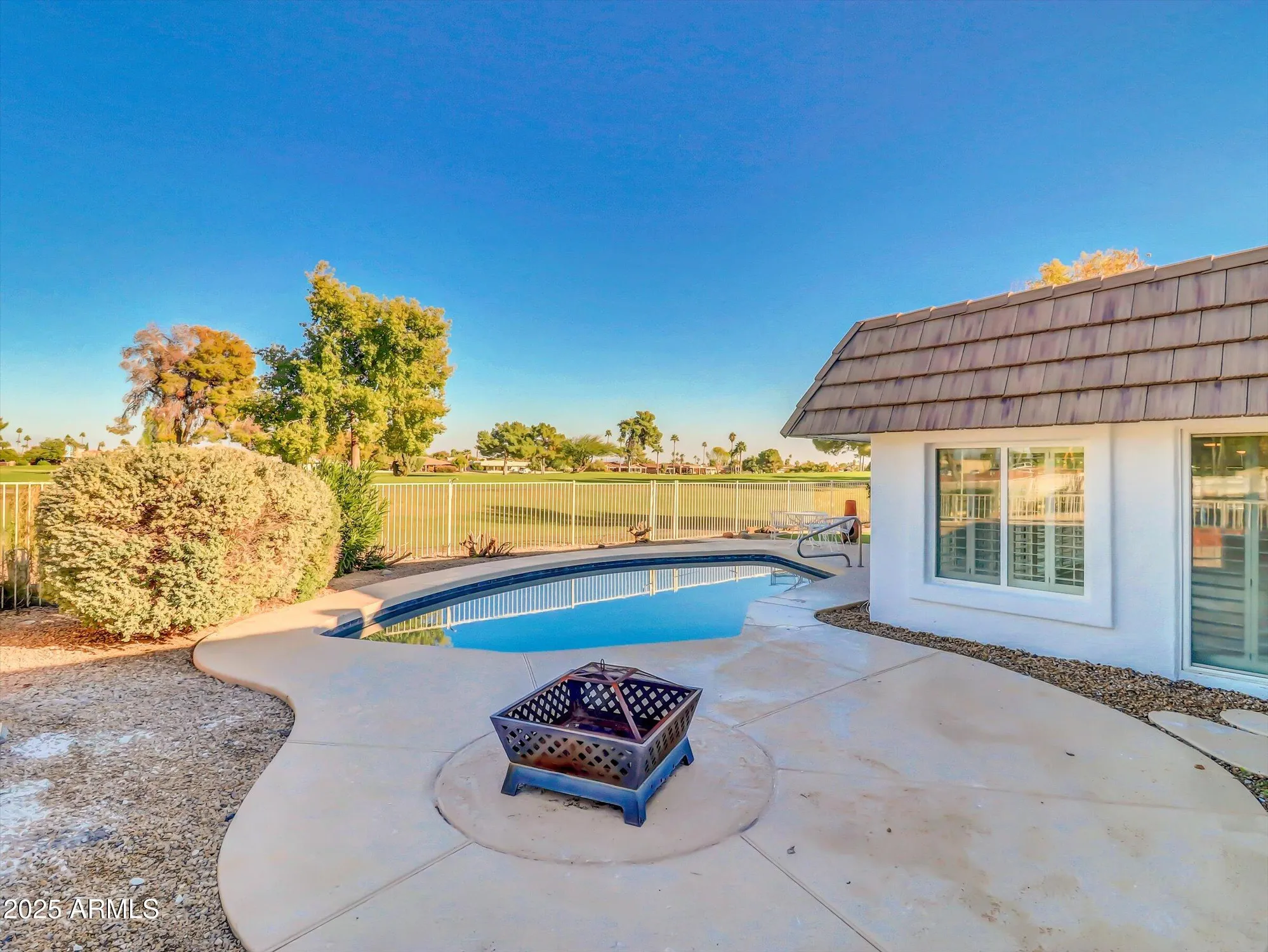 Property Slideshow image 29 of 43 | 15213 n cameo dr, Sun City, AZ, 85351