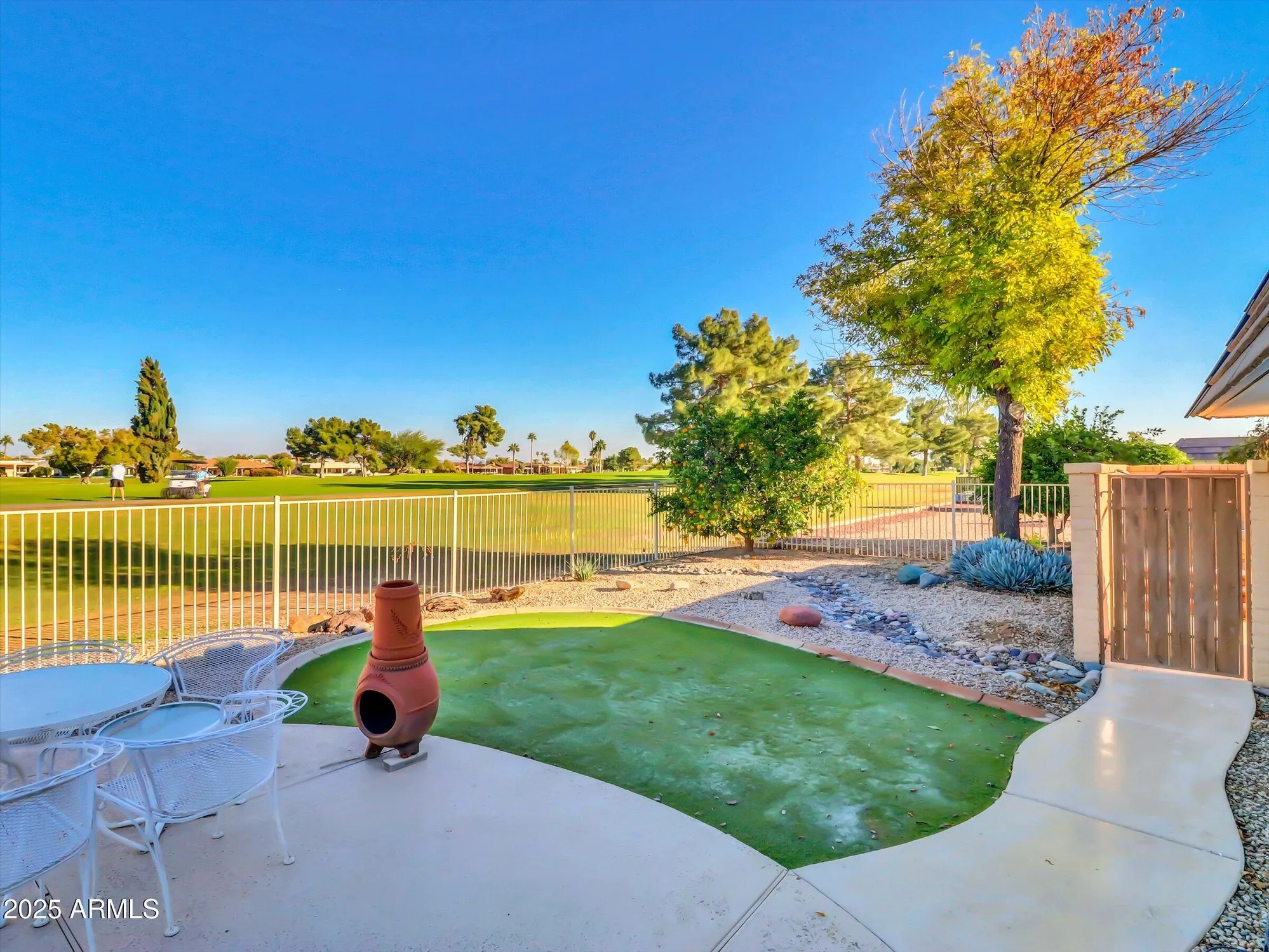 Property Slideshow image 31 of 43 | 15213 n cameo dr, Sun City, AZ, 85351