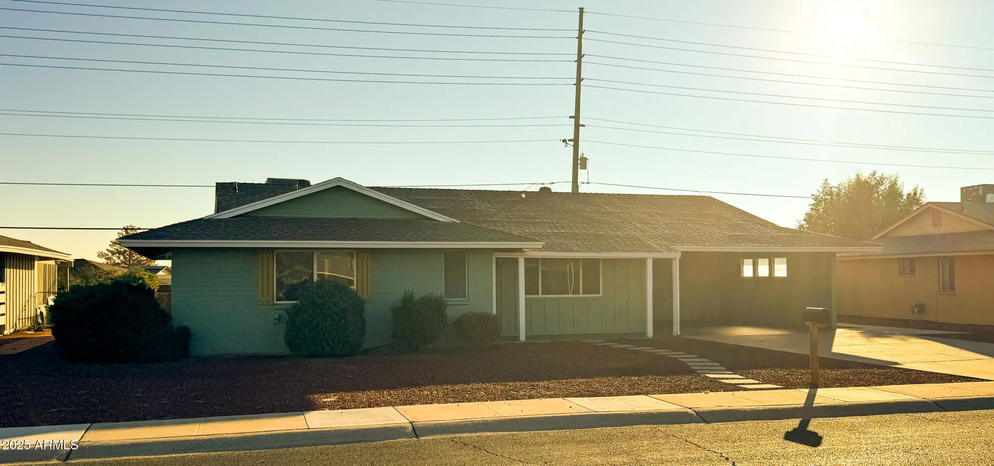 Property Slideshow image 20 of 20 | 11855 n mission dr, Sun City, AZ, 85351