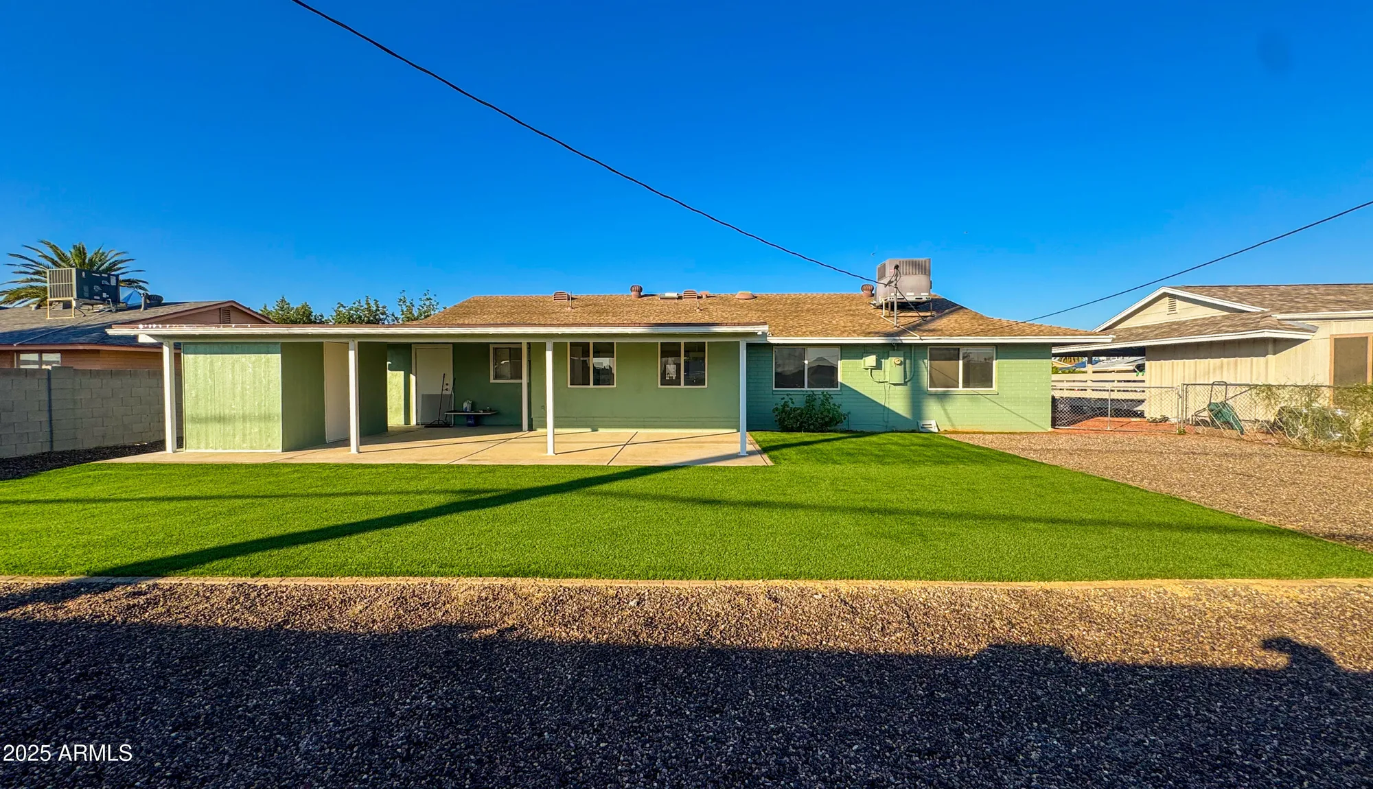 Property Slideshow image 4 of 20 | 11855 n mission dr, Sun City, AZ, 85351