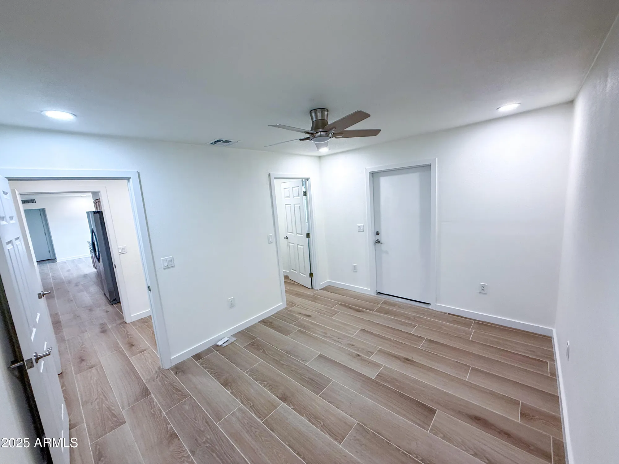 Property Slideshow image 17 of 20 | 11855 n mission dr, Sun City, AZ, 85351