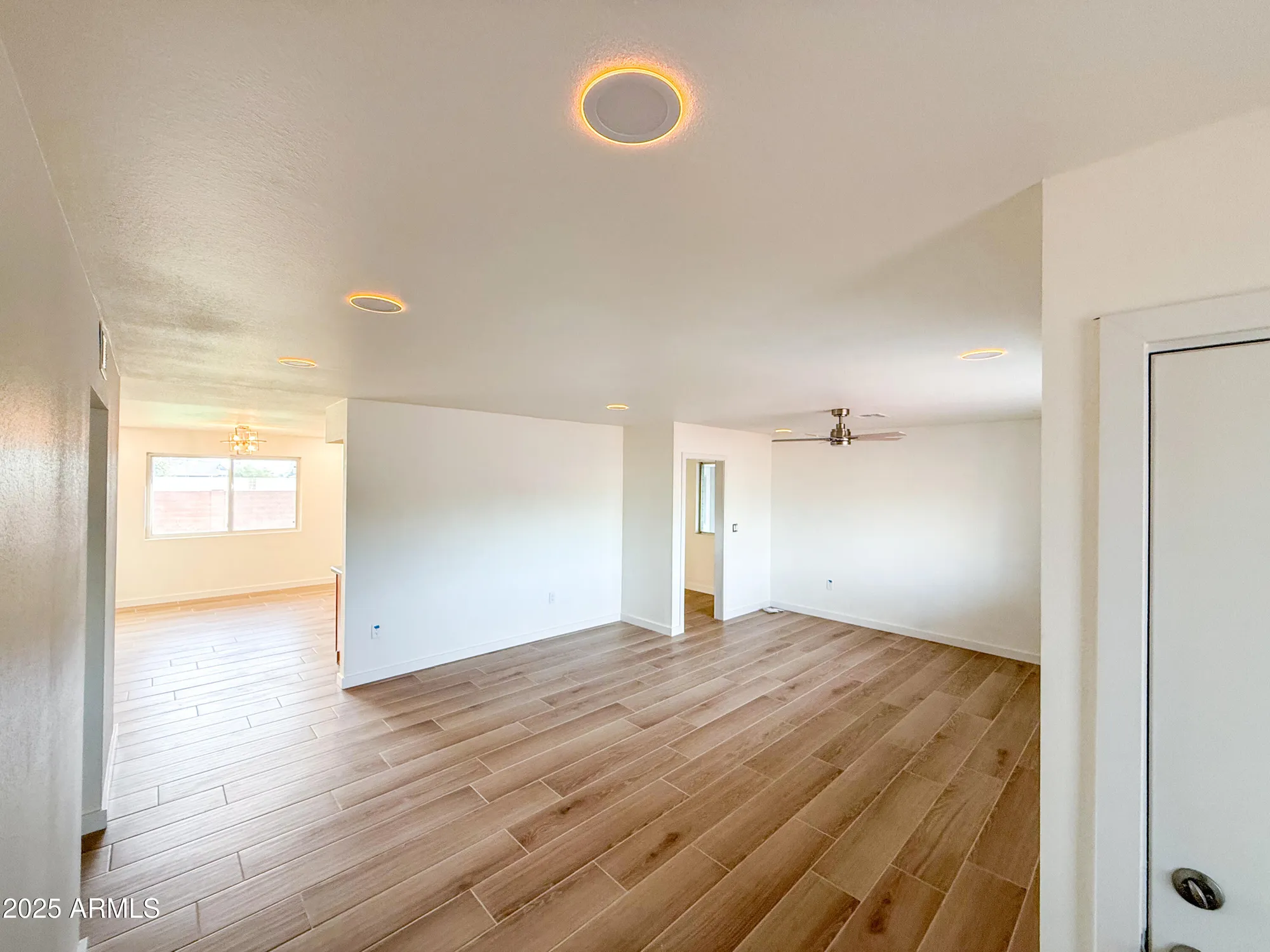 Property Slideshow image 19 of 20 | 11855 n mission dr, Sun City, AZ, 85351