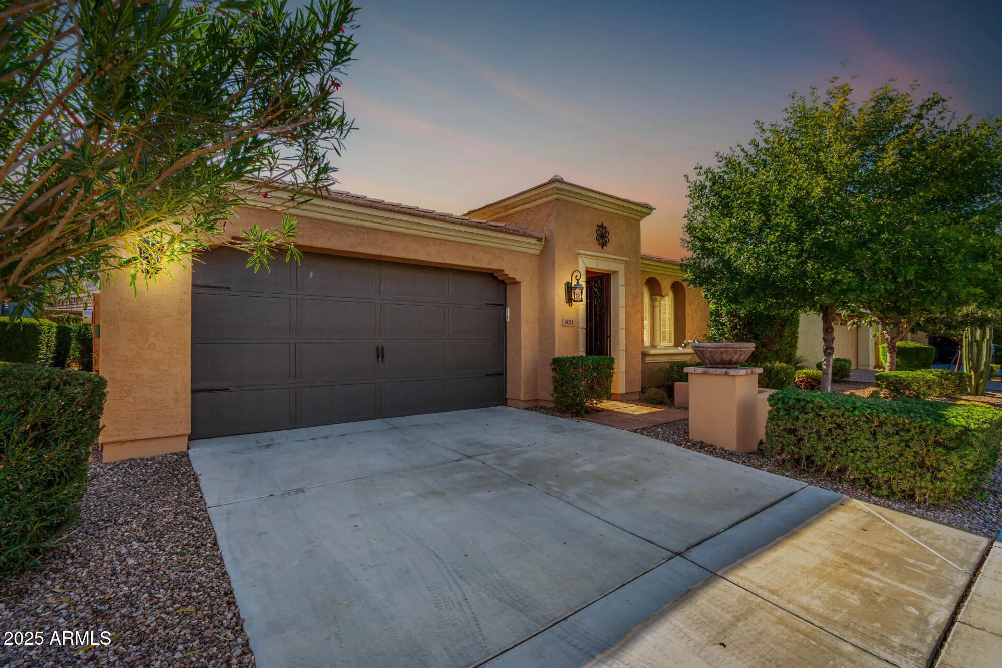Property Slideshow image 5 of 52 | 821 e vesper trl, San Tan Valley, AZ, 85140