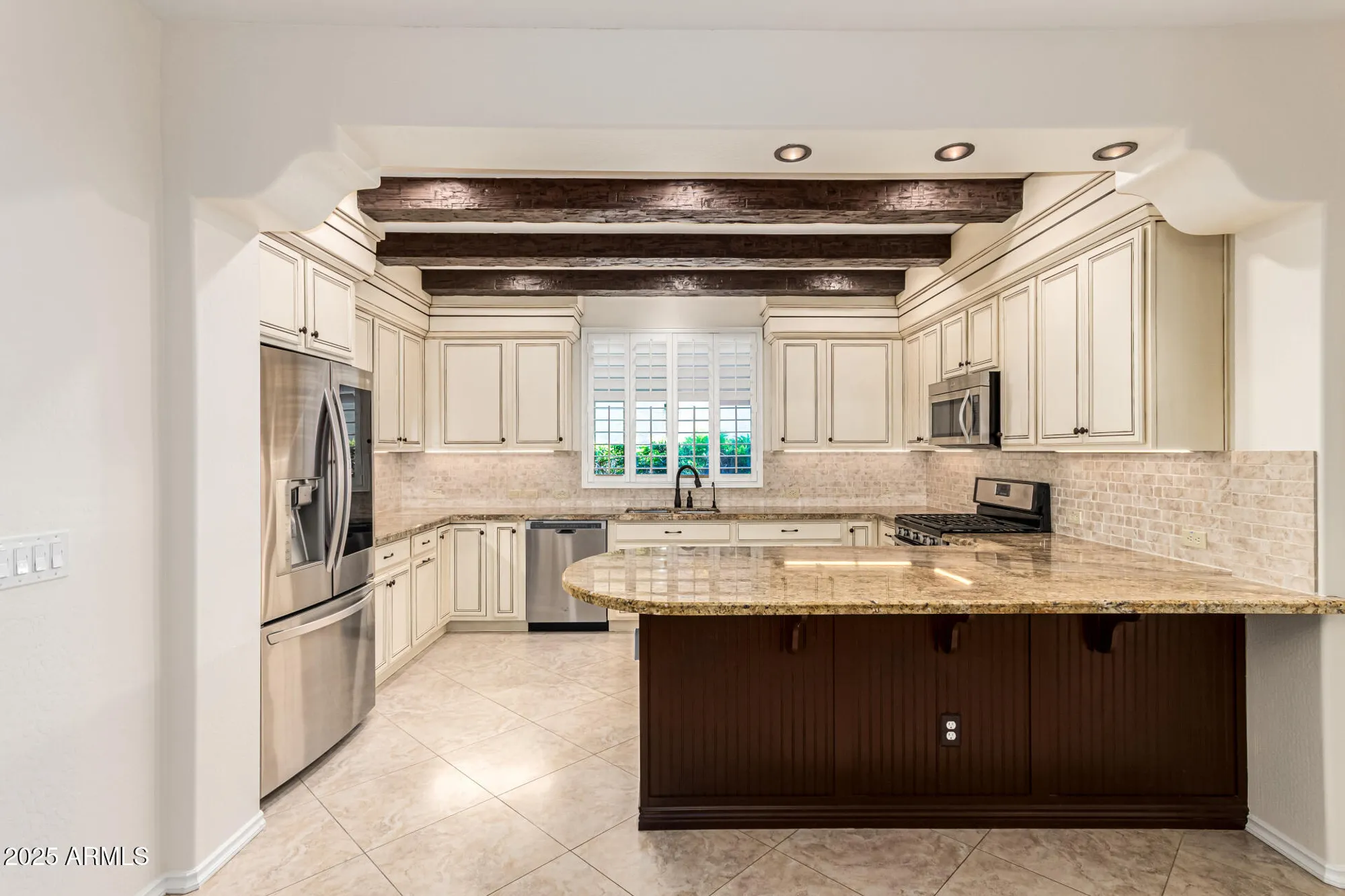 Property Slideshow image 11 of 52 | 821 e vesper trl, San Tan Valley, AZ, 85140