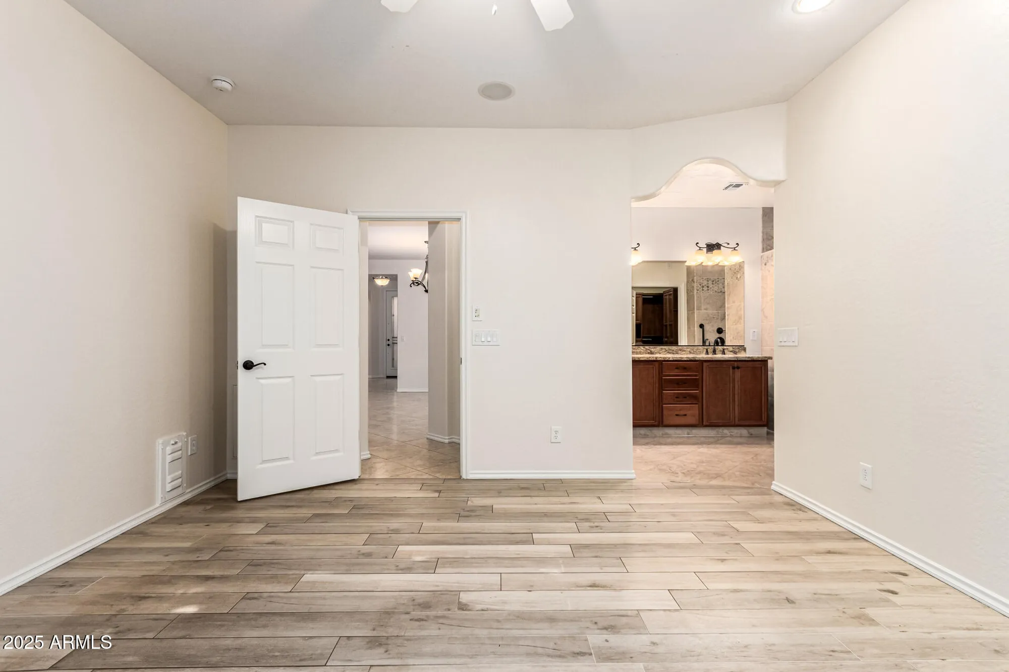 Property Slideshow image 19 of 52 | 821 e vesper trl, San Tan Valley, AZ, 85140