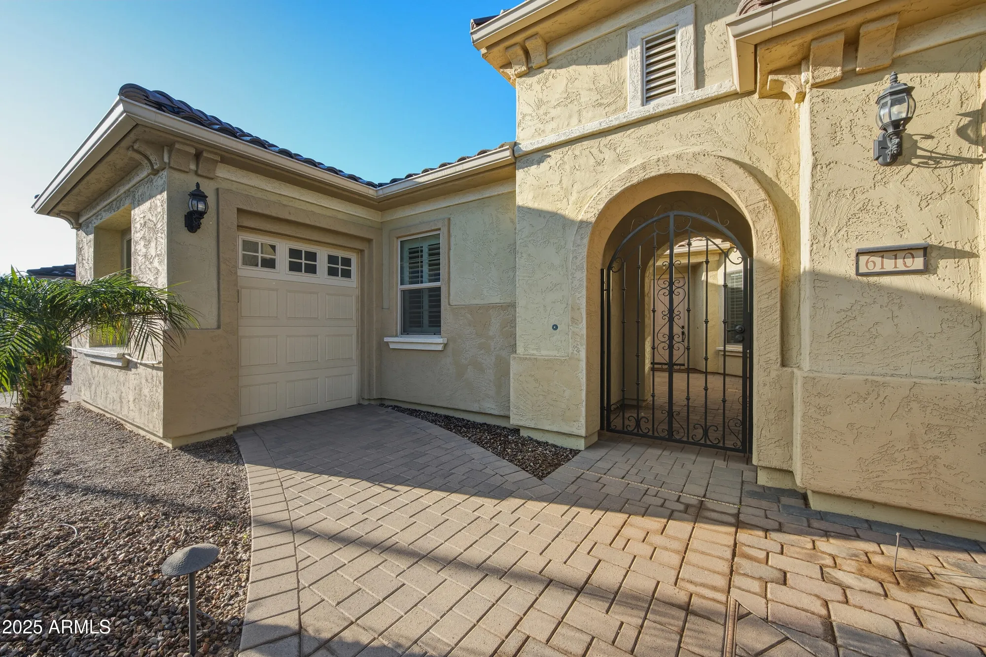 Property Slideshow image 5 of 33 | 6110 s pinaleno pl, Chandler, AZ, 85249