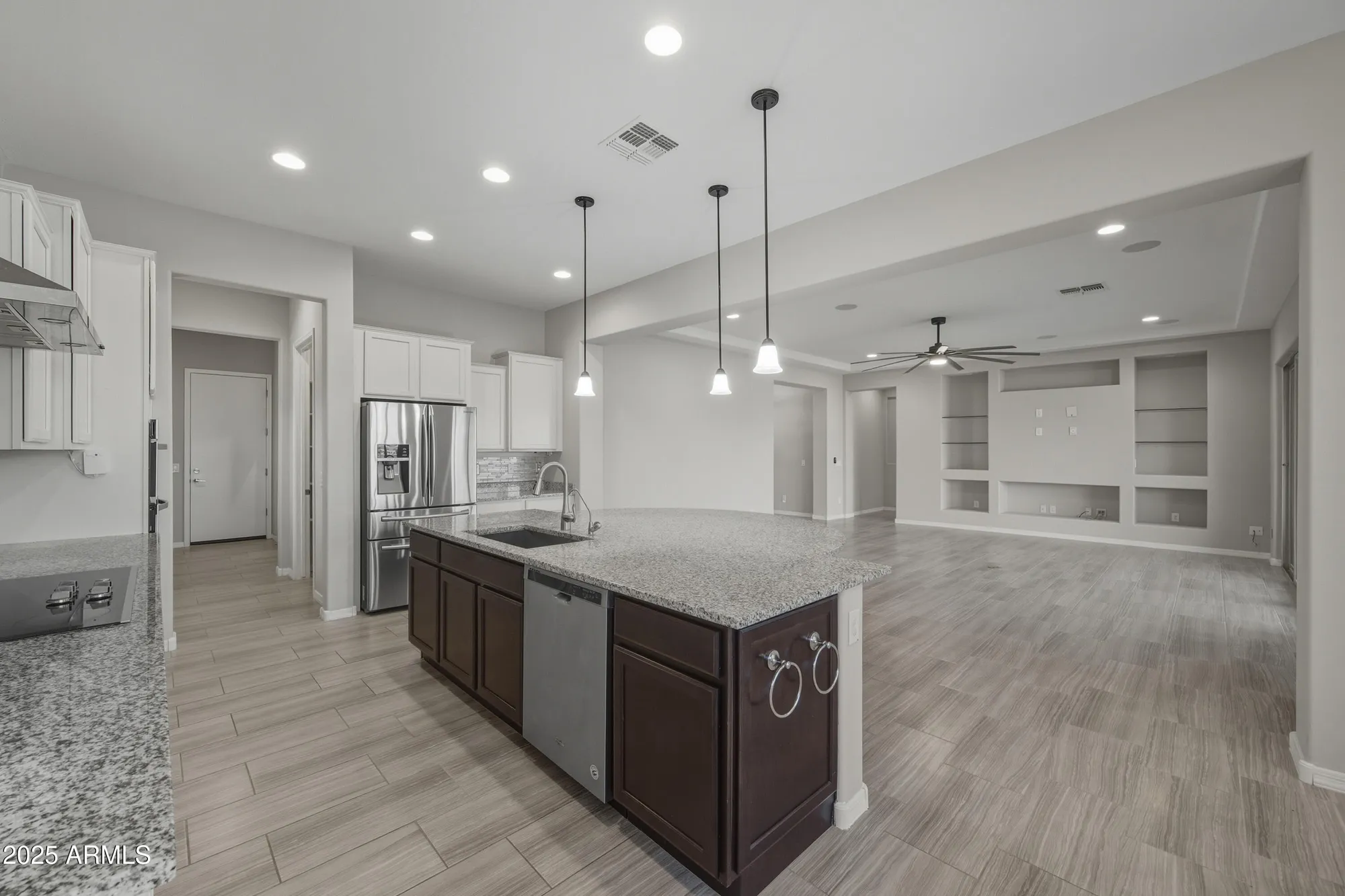 Property Slideshow image 13 of 33 | 6110 s pinaleno pl, Chandler, AZ, 85249