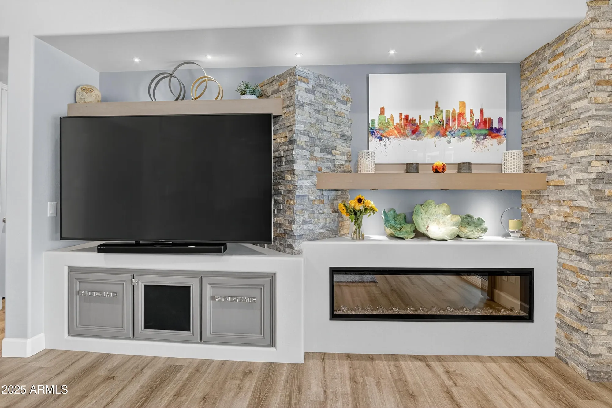 Property Slideshow image 8 of 87 | 2747 n 168th ave, Goodyear, AZ, 85395