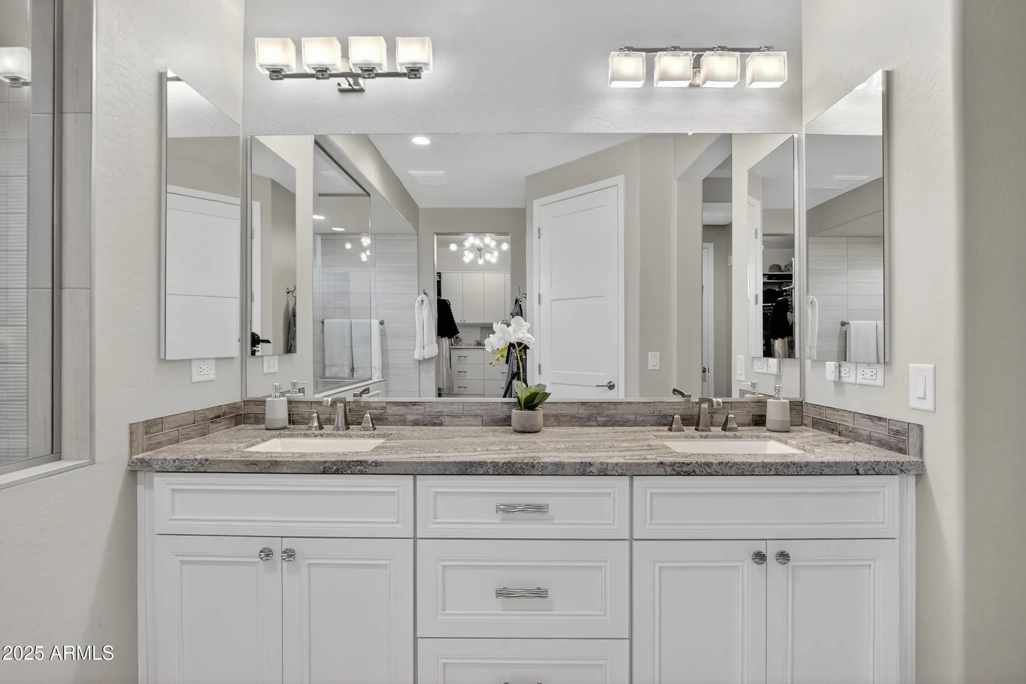 Property Slideshow image 29 of 87 | 2747 n 168th ave, Goodyear, AZ, 85395