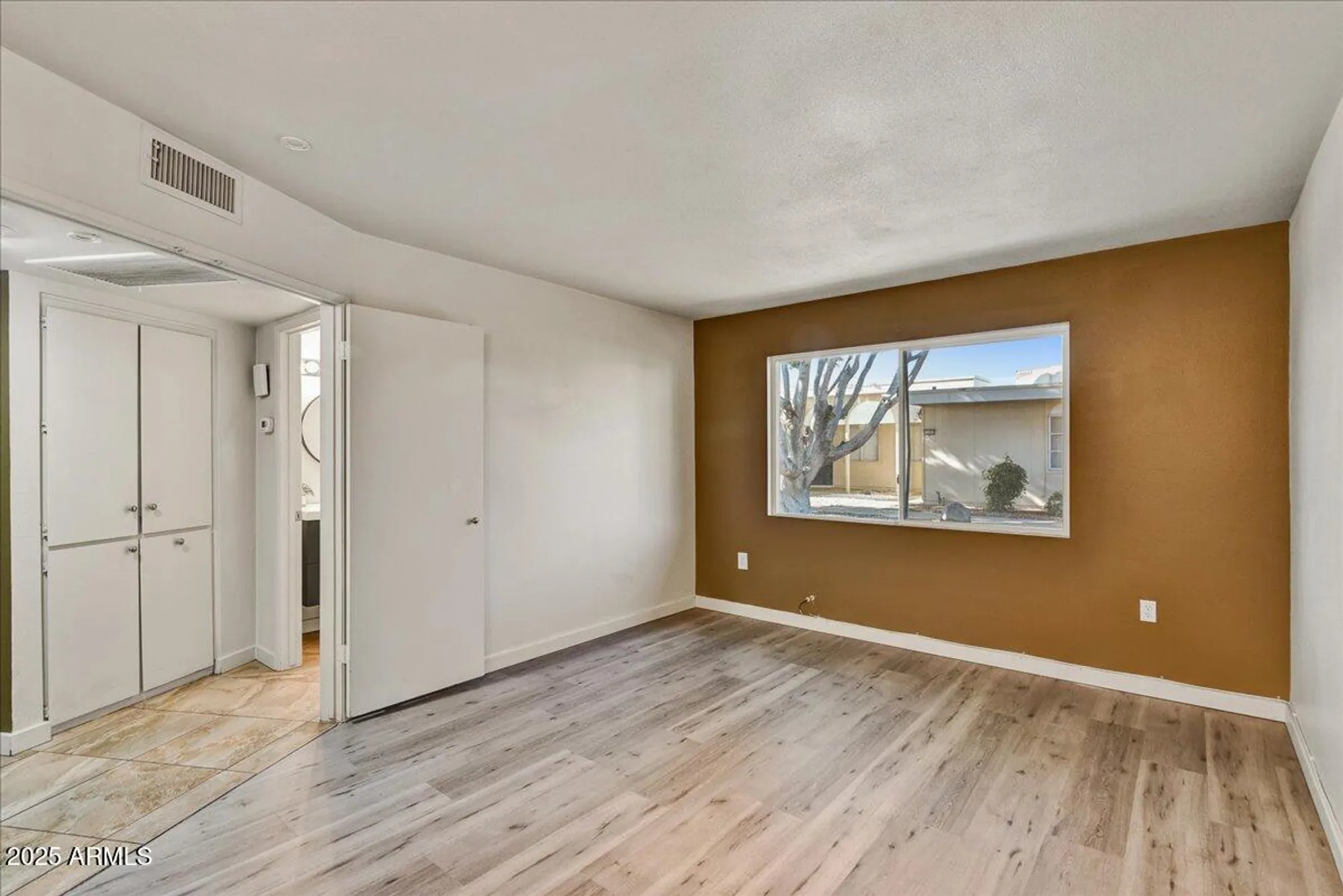 Property Slideshow image 10 of 15 | 11061 w coggins dr, Sun City, AZ, 85351