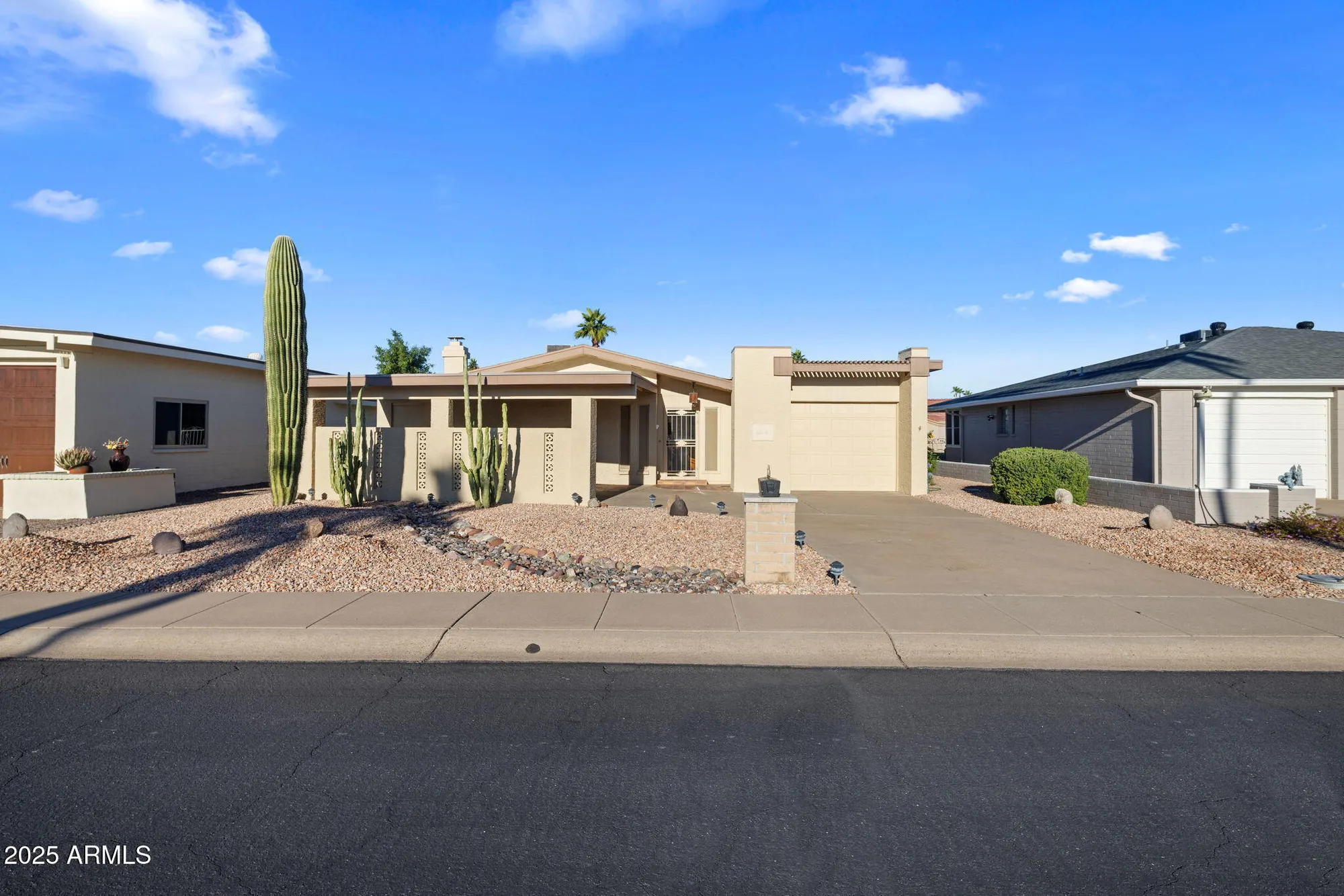 Property Slideshow image 2 of 35 | 2254 n lema dr, Mesa, AZ, 85215